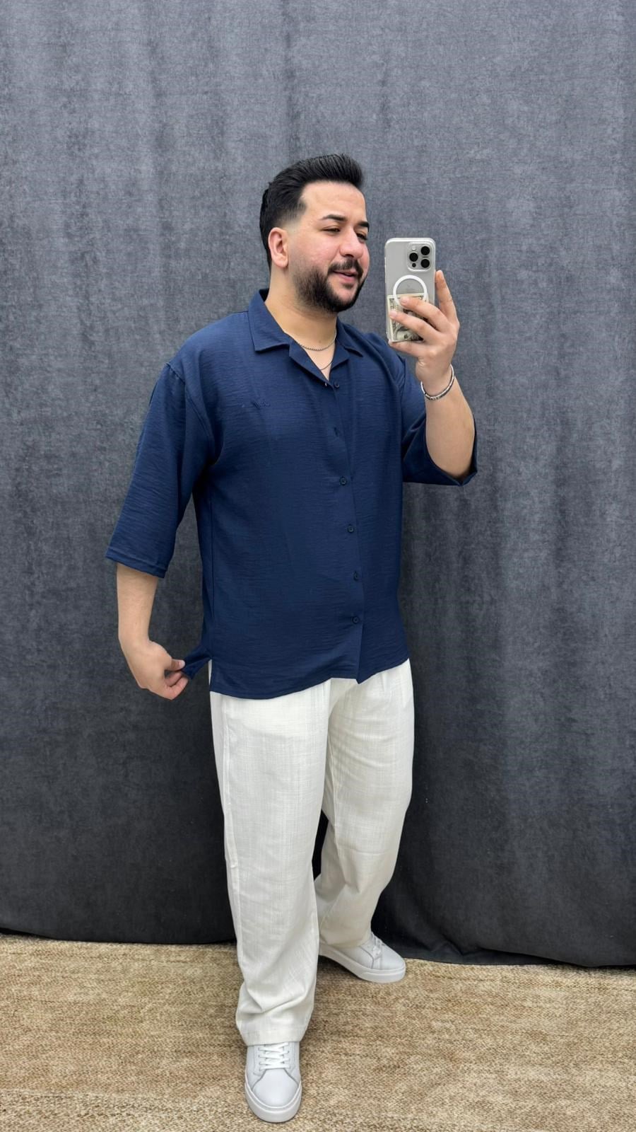 Fakir Kol Ruff Nakışlı Yırtmaçlı Oversize Gömlek Lacivert