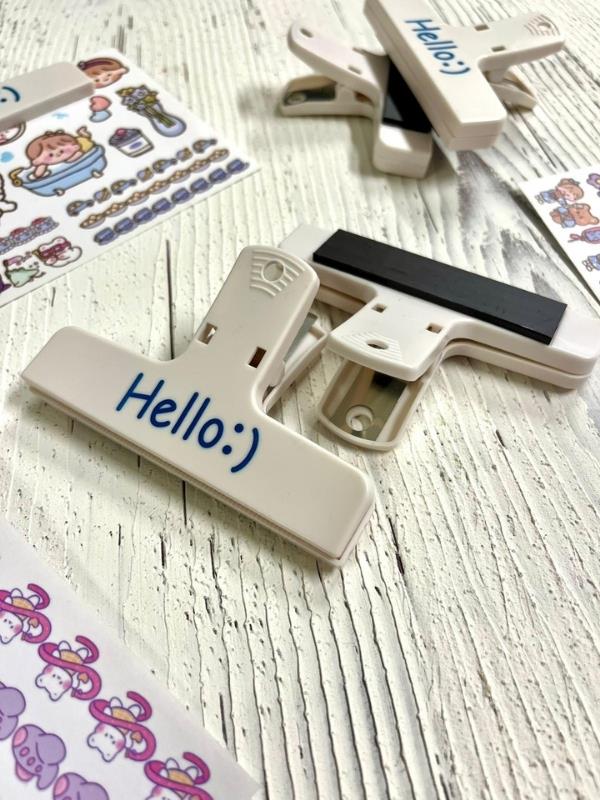 Hello:) Beyaz Renk Çok Fonksiyonlu Mıknatıslı Klips/Fotoğraf Mandalı/Kıskaç Ataş/Kitap Ayracı