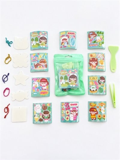23 Parça Yeşil Paket Kendi Anahtarlığını Tasarla Seti – Şeffaf Anahtarlık Aparatı / Renkli Zincir / Sticker / Etiket / Cımbız / Spatula DIY Aktivite Seti