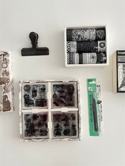 Vintage Monochrome Memories 4 Parça Siyah&Beyaz Journal Seti/ Washi Bant / Sticker / Cımbız / Klips