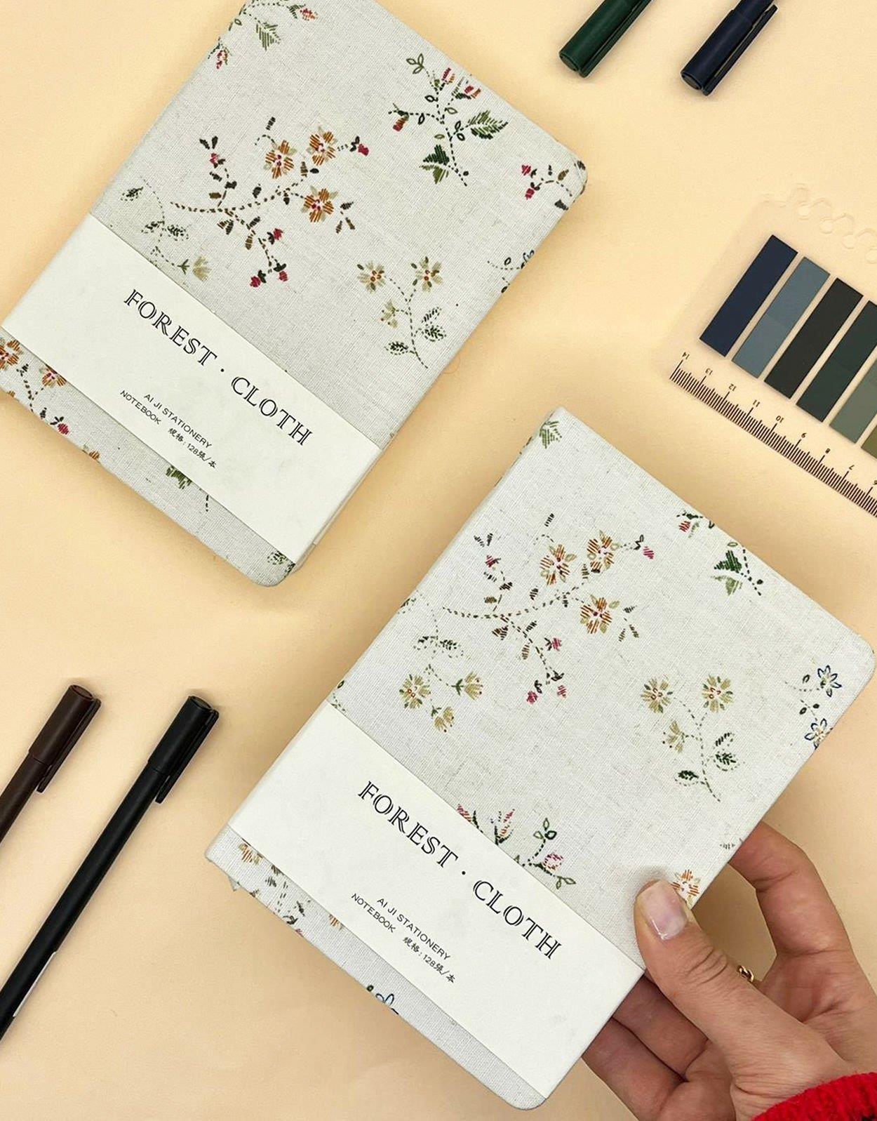 Kumaş Kapaklı Beyaz Renk Desenli  A5 Defter / Notebook