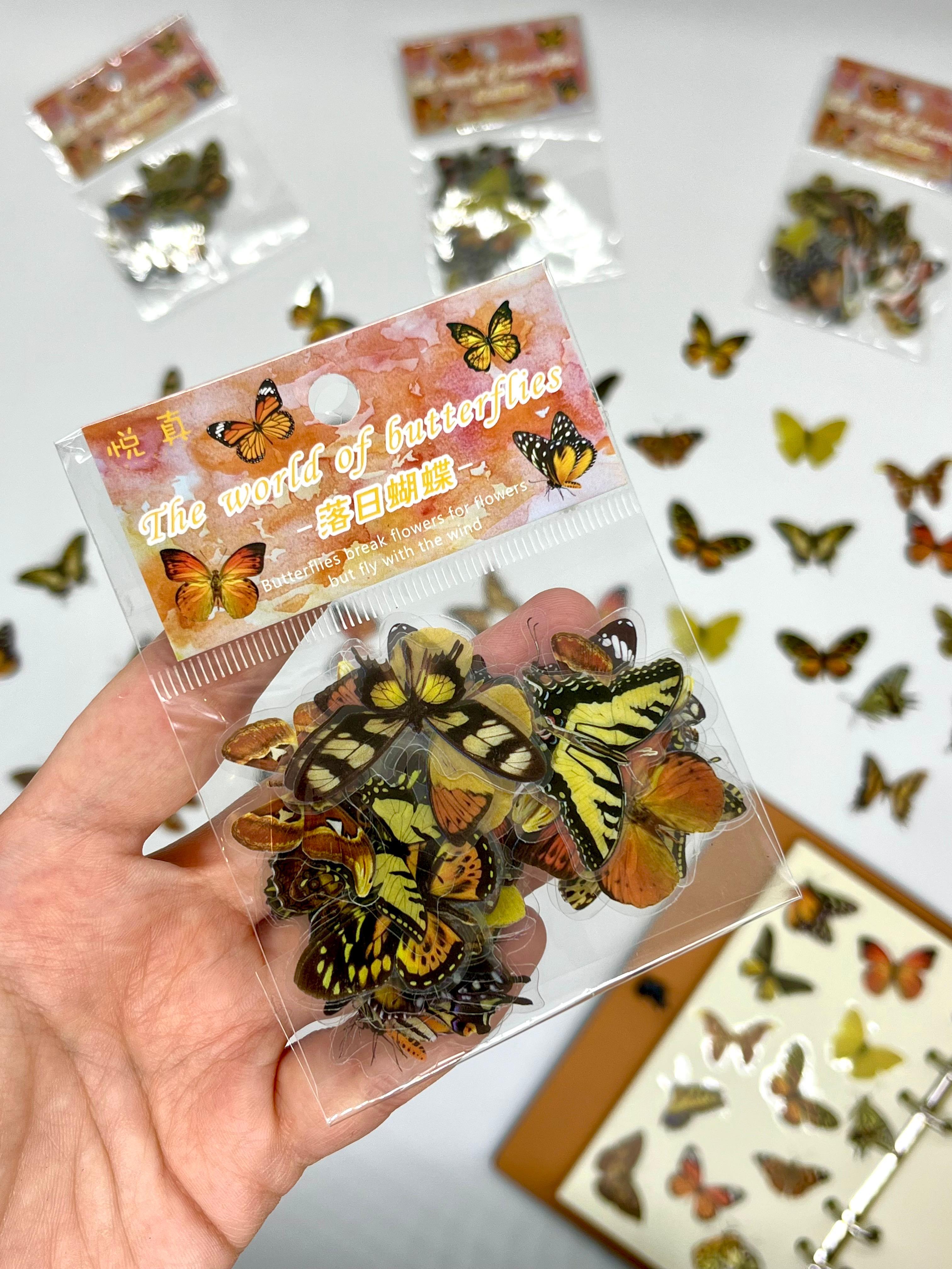 The World Of Butterflies Mini Kelebek Sticker Seti/40 Adet/Turuncu&Sarı Tonlarında/Etiket/Çıkartma