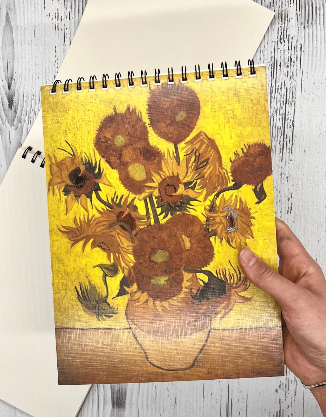 Van Gogh 15 Ayçiçekli Vazo Desenli Çizim Defteri 50 Yaprak