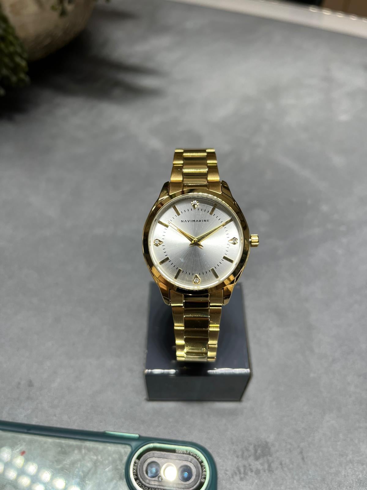 Altın Metal kordonlu saat