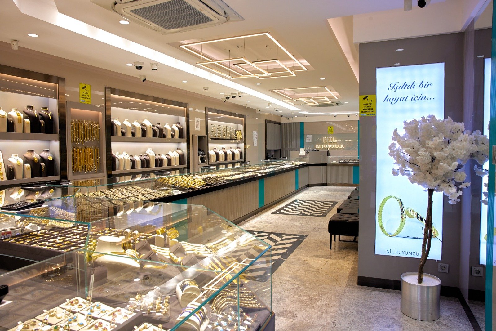 Nil Jewellery Product