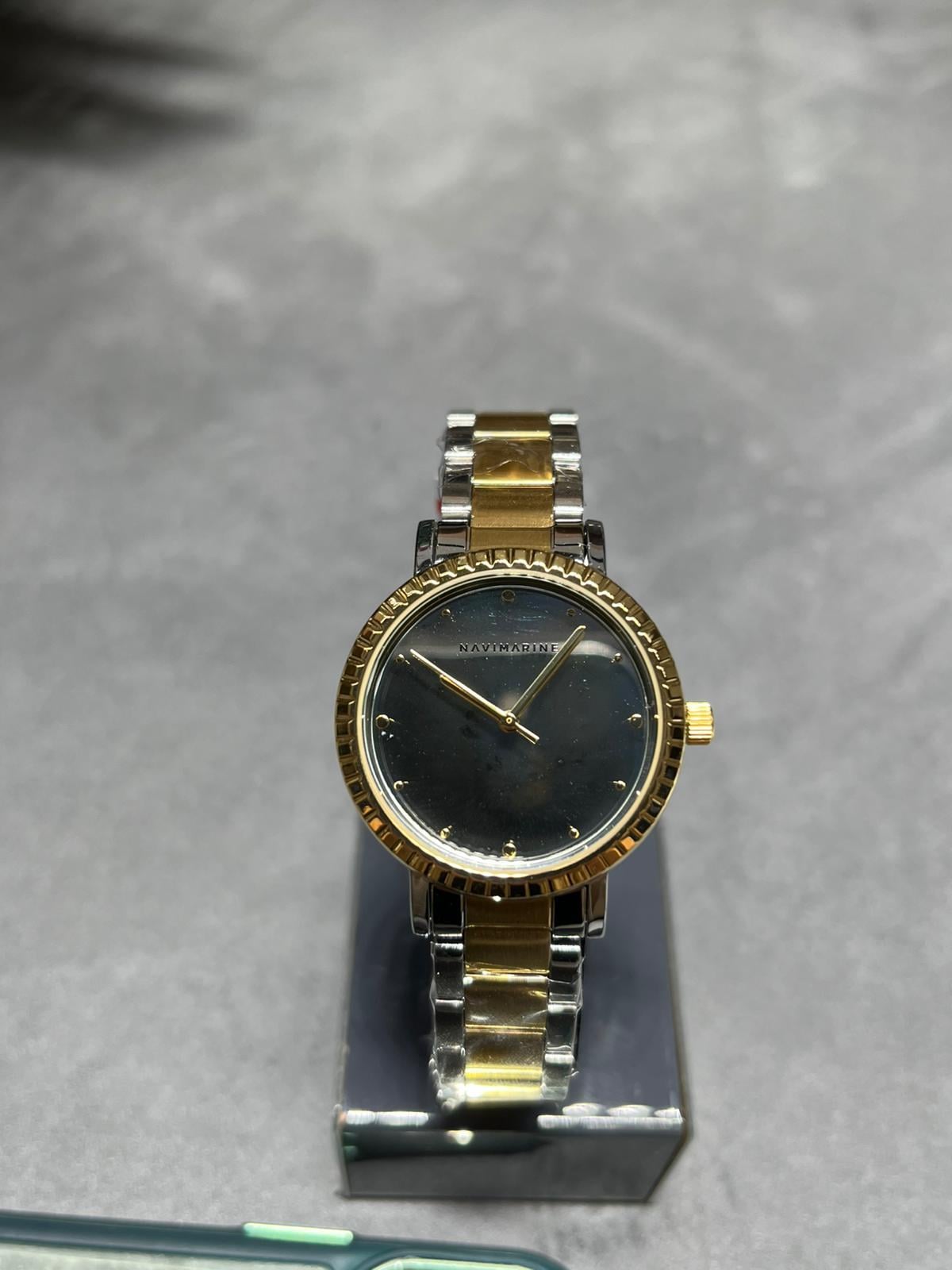 Altın Metal kordonlu saat