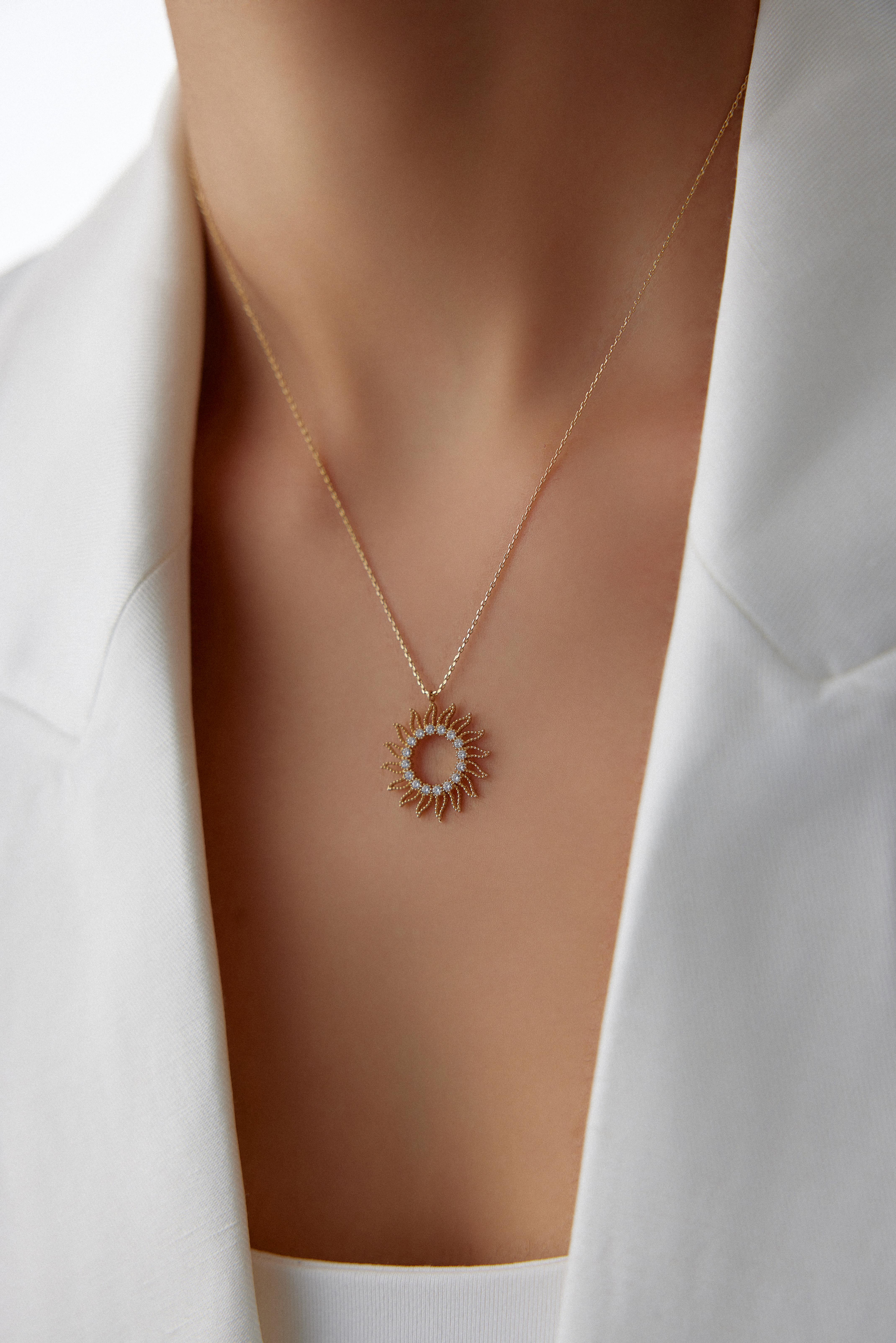 Güneş Tasarım Kolye