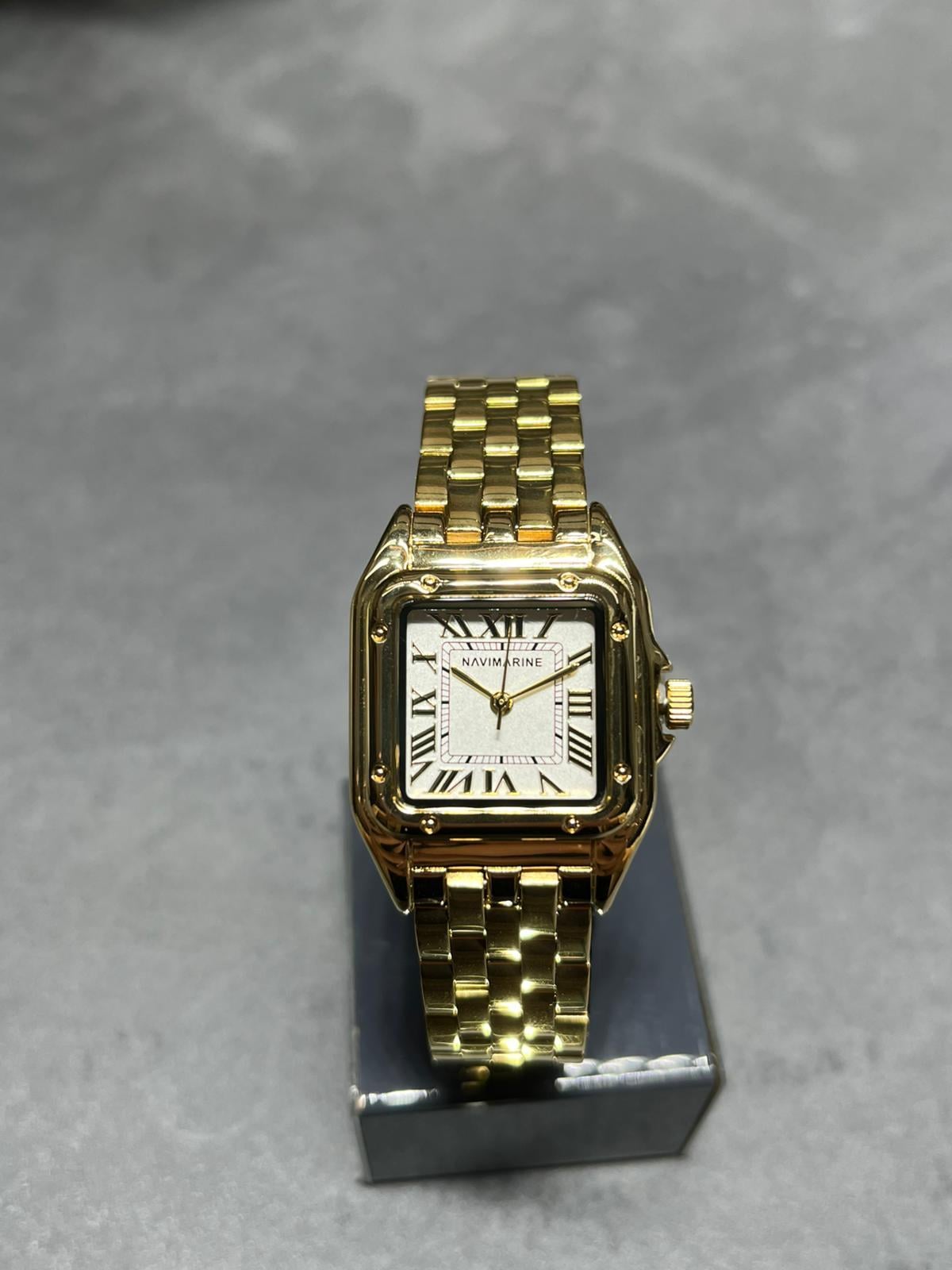 Altın Metal kordonlu saat