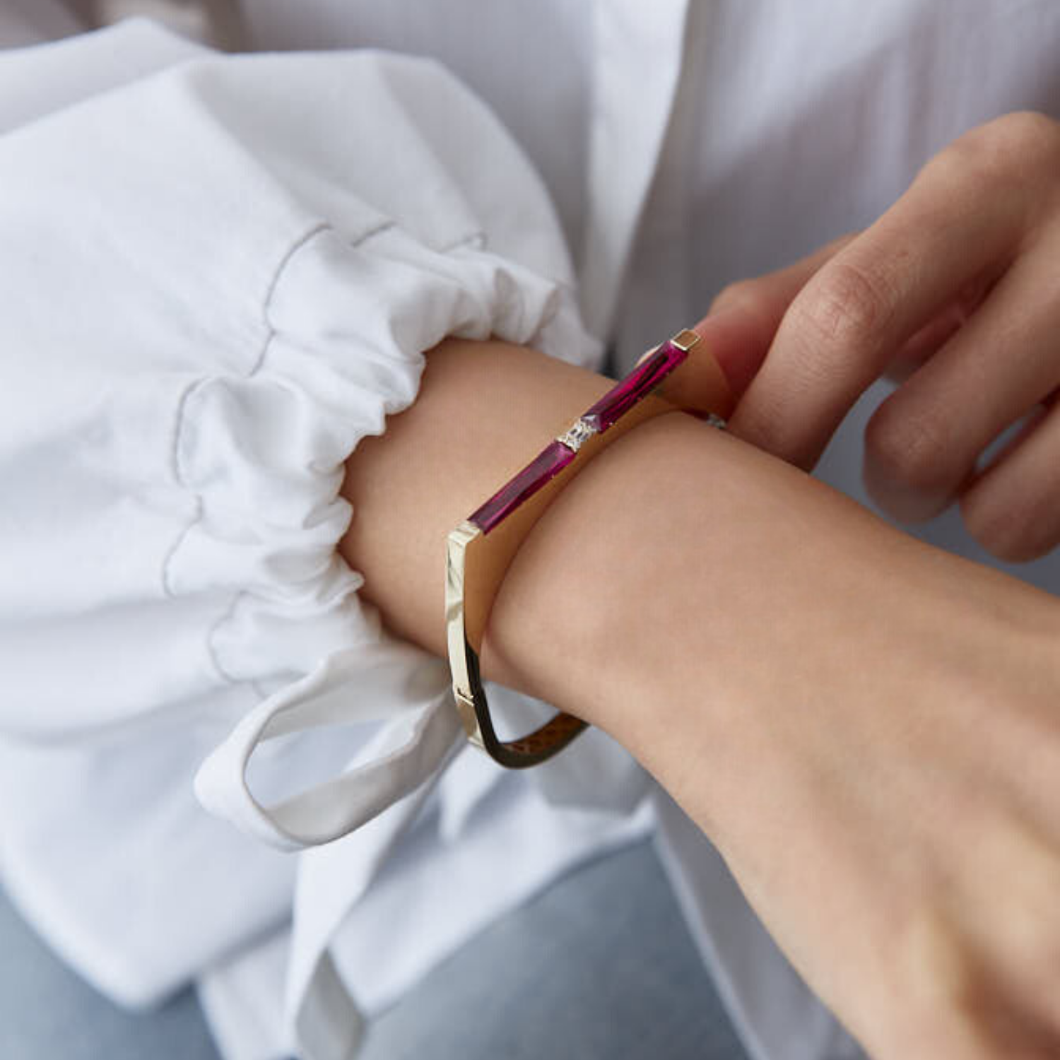 Renkli Taşlı Baget Kelepçe