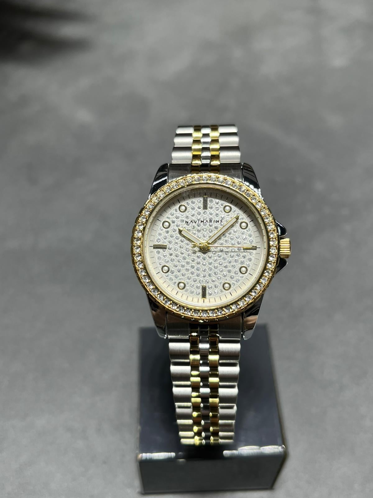 Altın Metal kordonlu saat