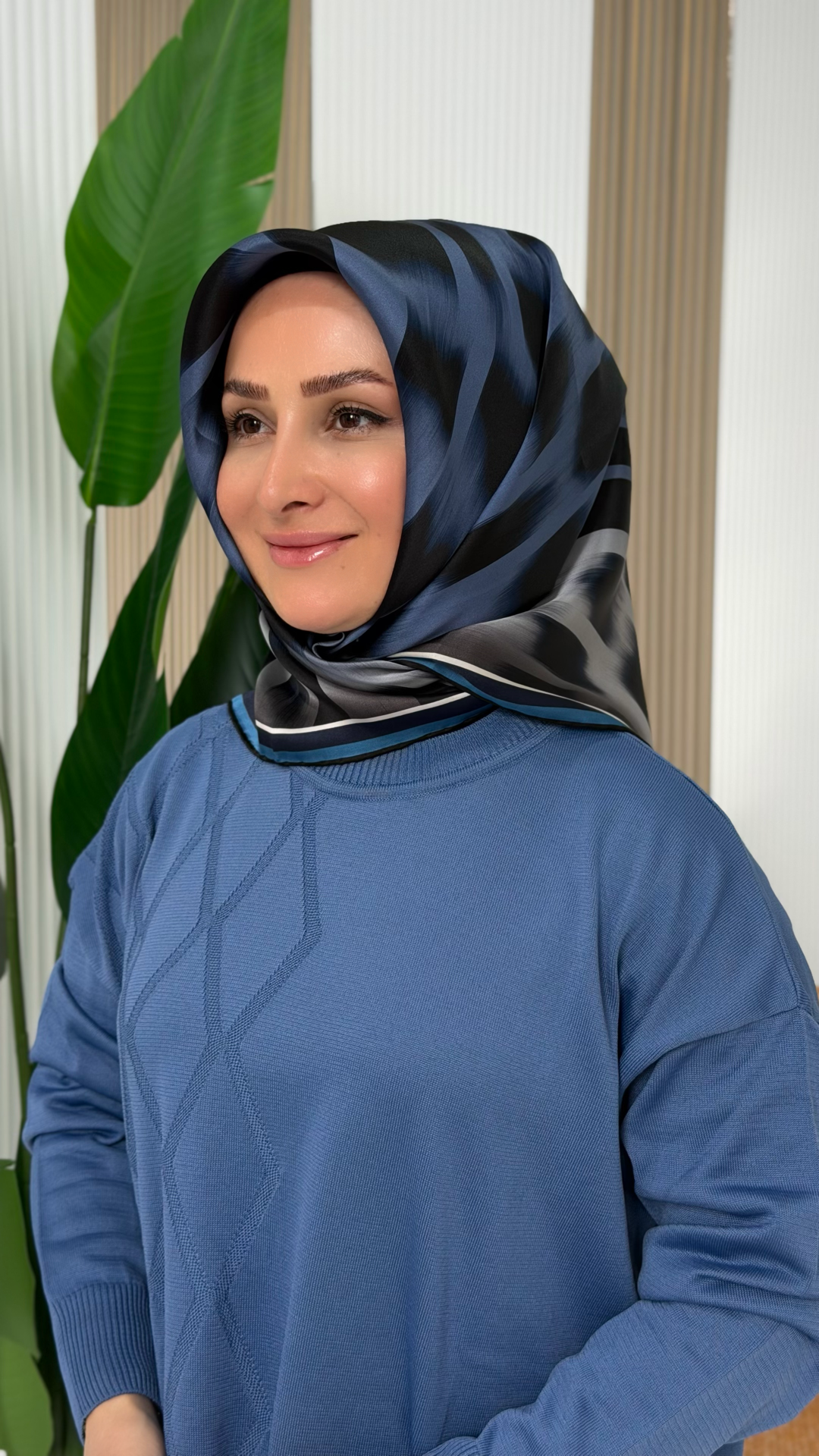 ARMİNE SURA İPEK EŞARP 9155-51
