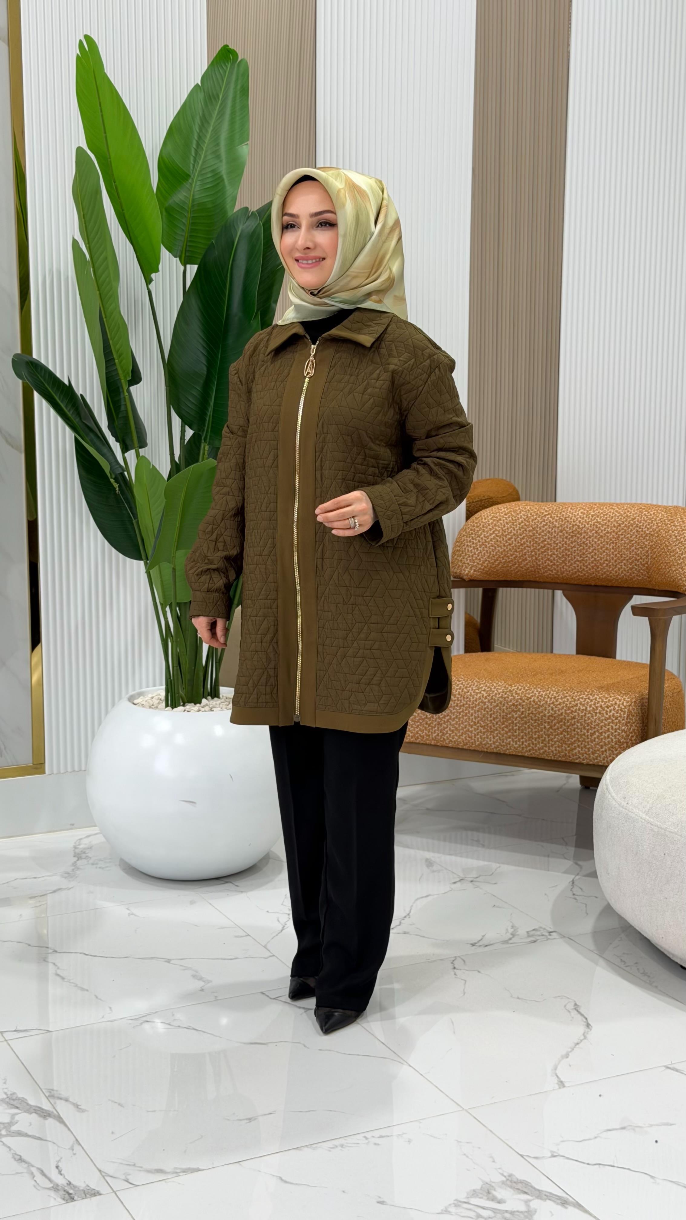 ARMİNE TREND OVAL KESİM FERMUARLI KAP HAKİ - 25KT413