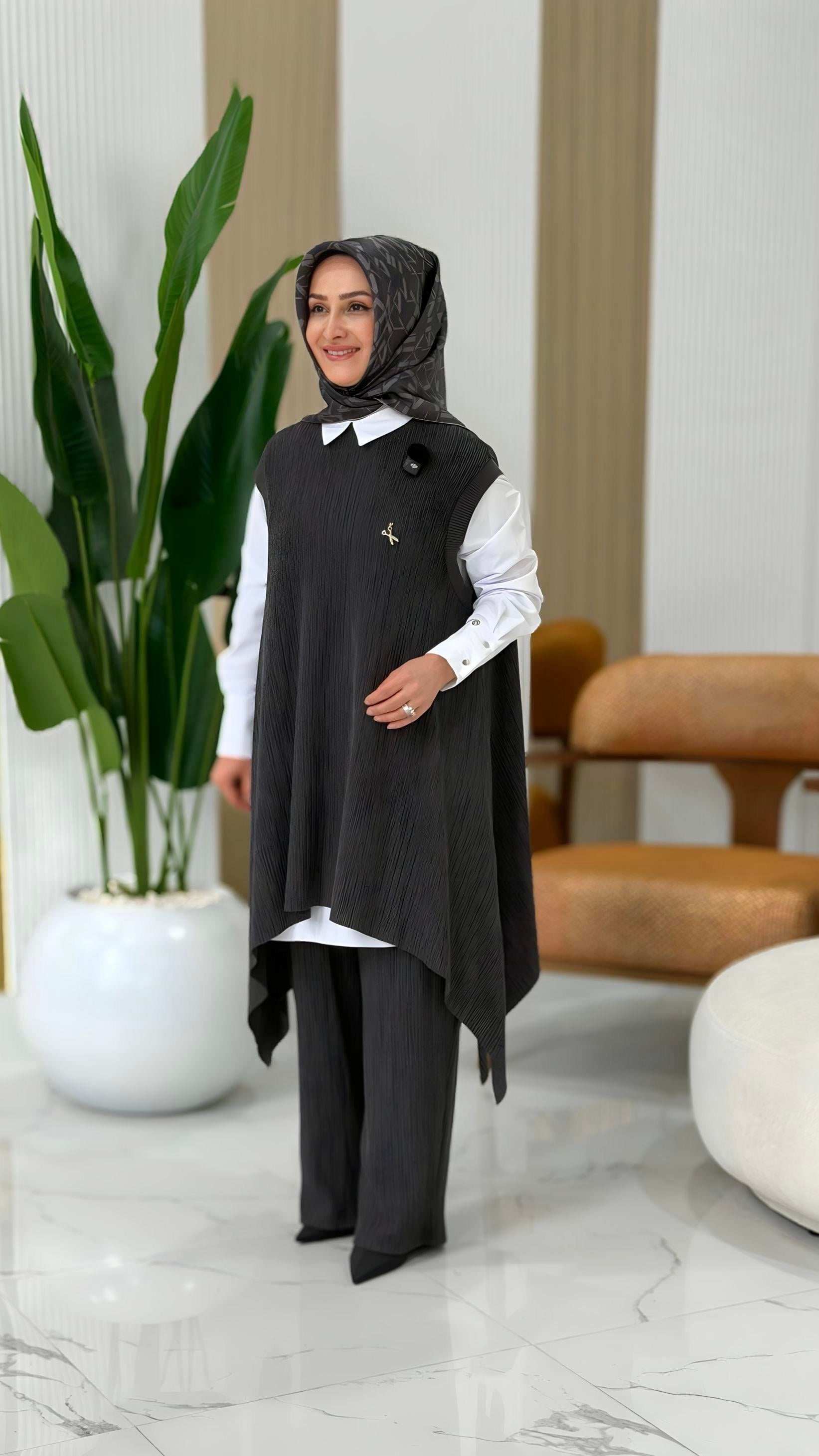ARMİNE TREND YARASA DESENLİ GÖMLEK YAKALI ÜÇLÜ TAKIM ANTRASİT- 24KT634