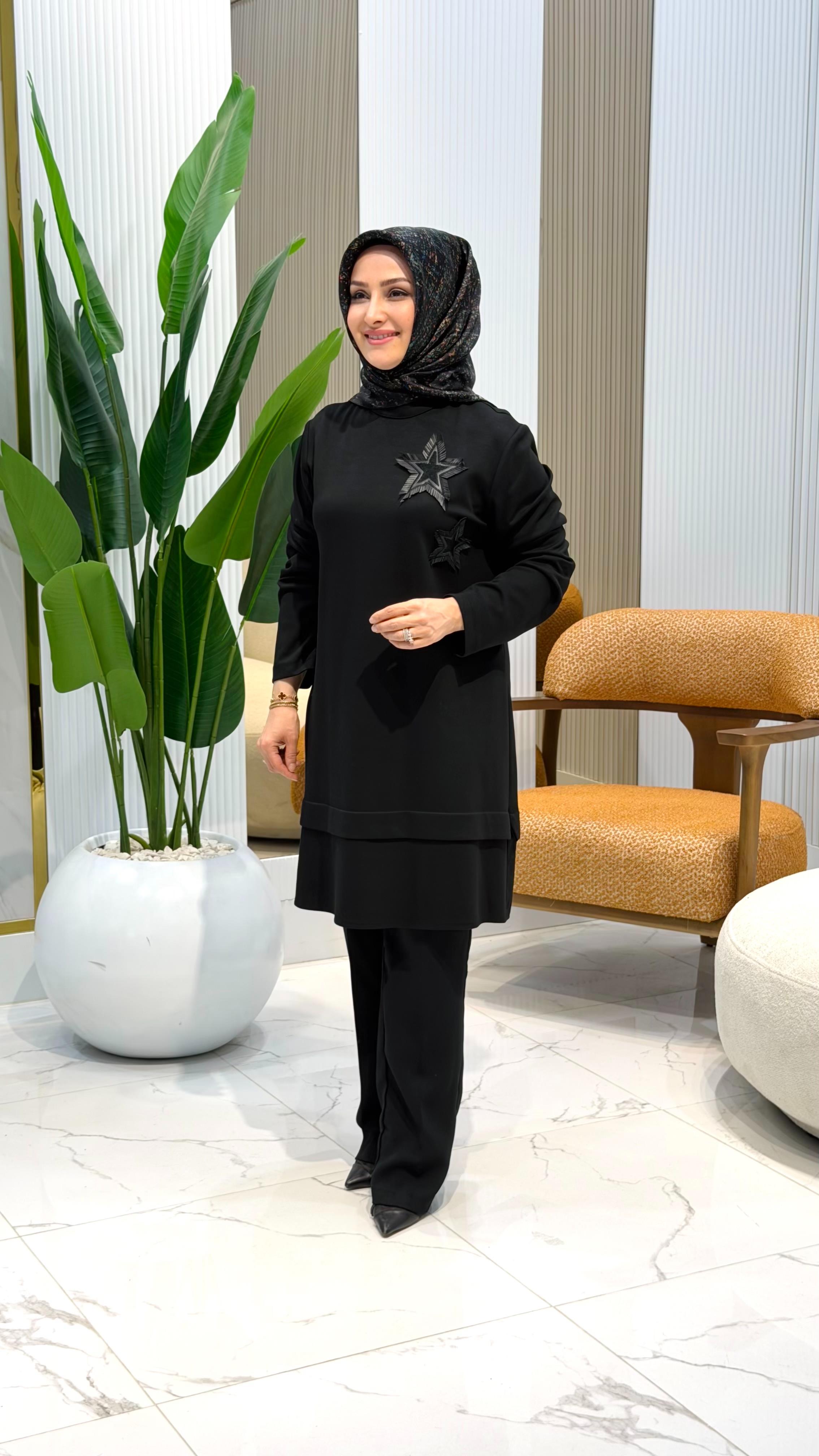 HAYA YILDIZ DETAYLI TUNİK SİYAH - 1642