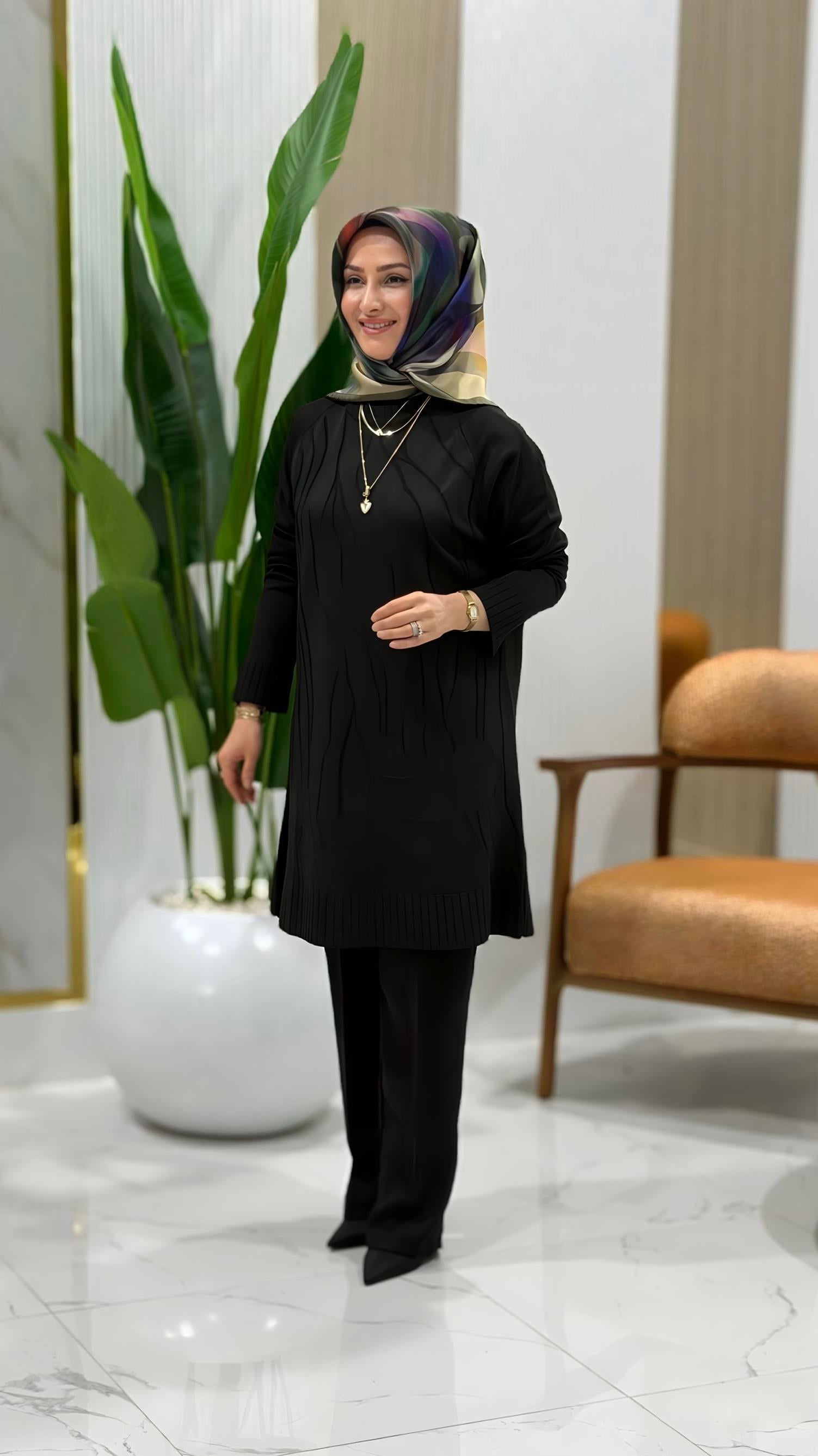 KADO KABARTMA ÇİÇEK DESENLİ TUNİK SİYAH- 2735103