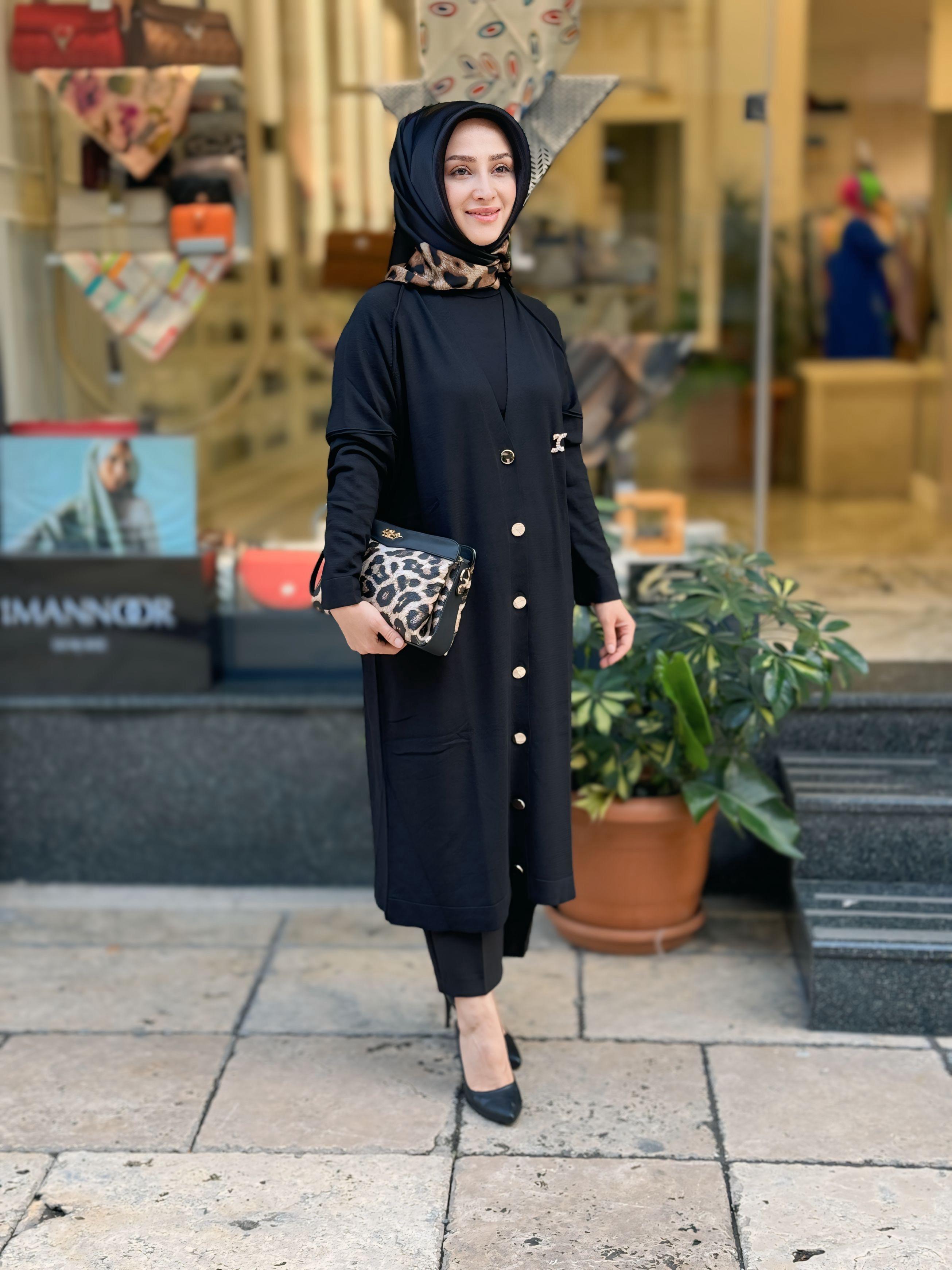 MERSERİZE YAKA BRONŞ DETAYLI ÖNDEN DÜĞMELİ HIRKA-24132
