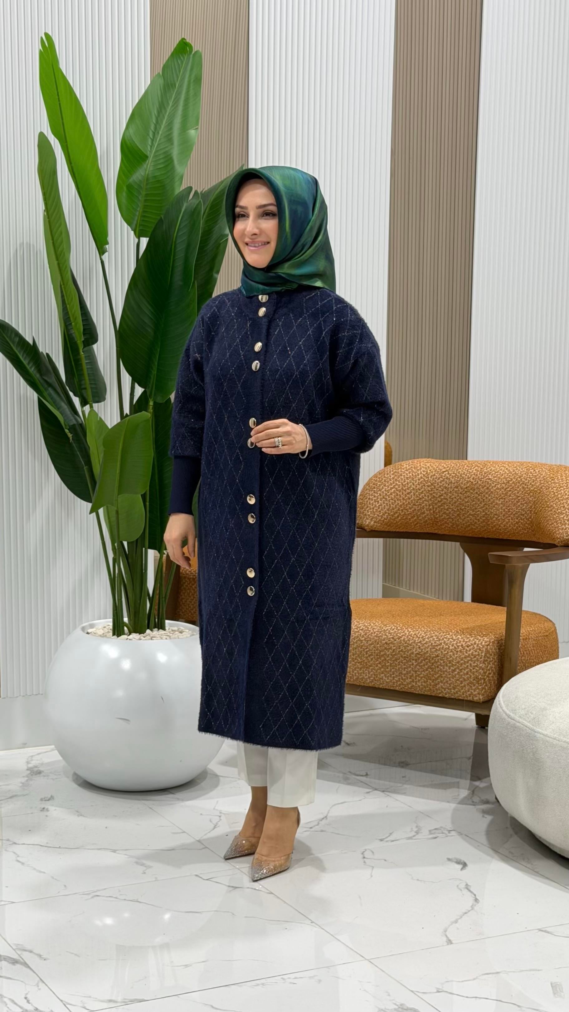 SOFF ÖNÜ DÜĞMELİ KOL RİBANALI ANGORA HIRKA LACİVERT - 4949