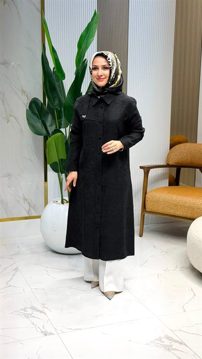 QTN KENDİNDEN DESENLİ ÖNÜ DÜĞMELİ AKSESUAR DETAYLI KADIN TUNİK 7121 - SİYAH