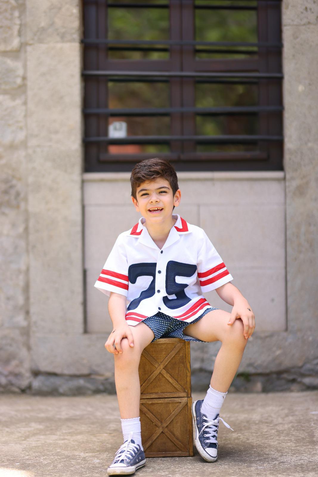 Nakış Detaylı Kolej Keten Gömlek