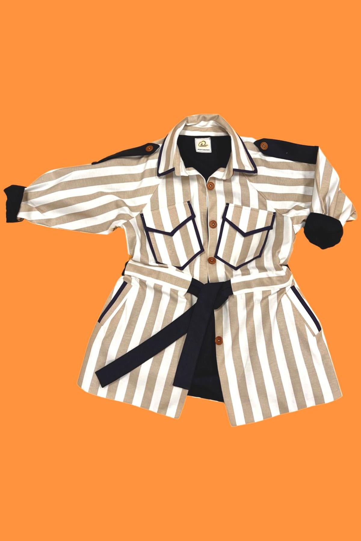 Uzun Bej Çizgili Trençkot