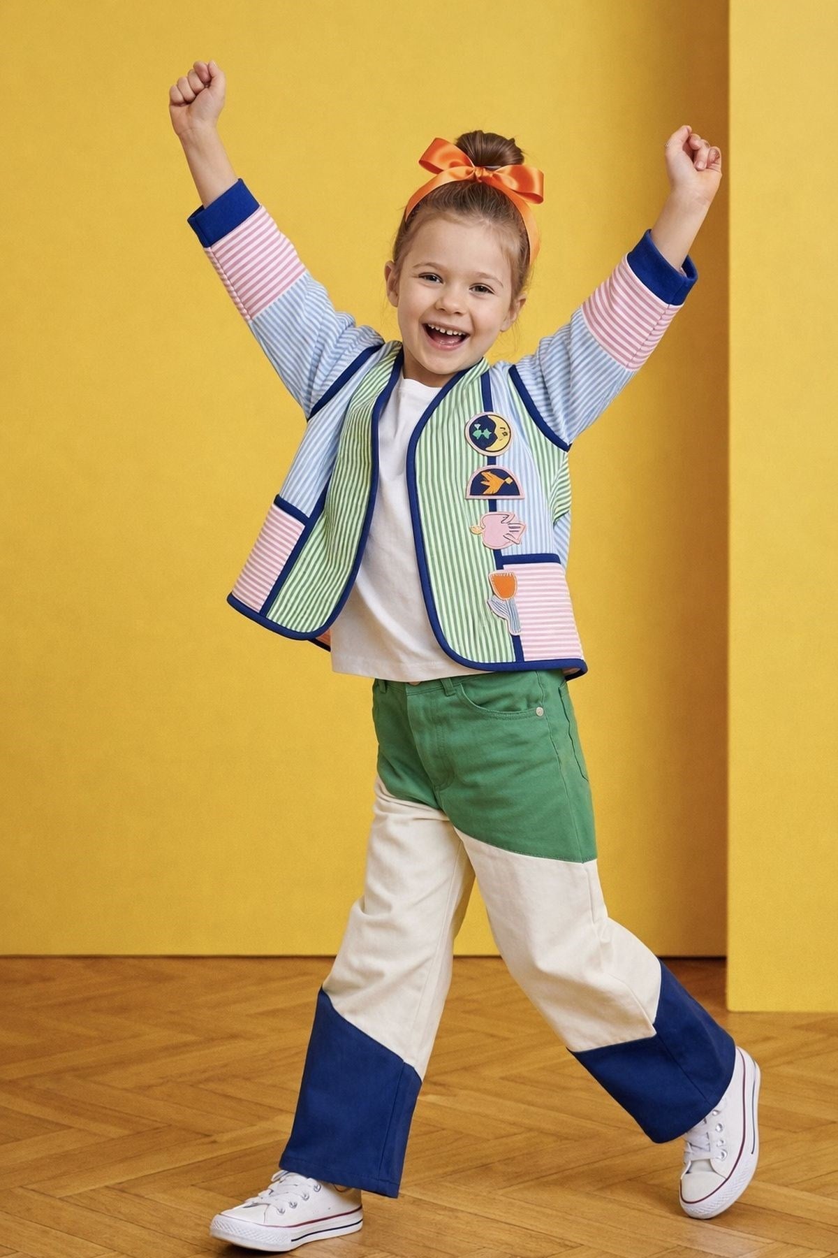 Renk Bloklu Ve Aplikli Ceket