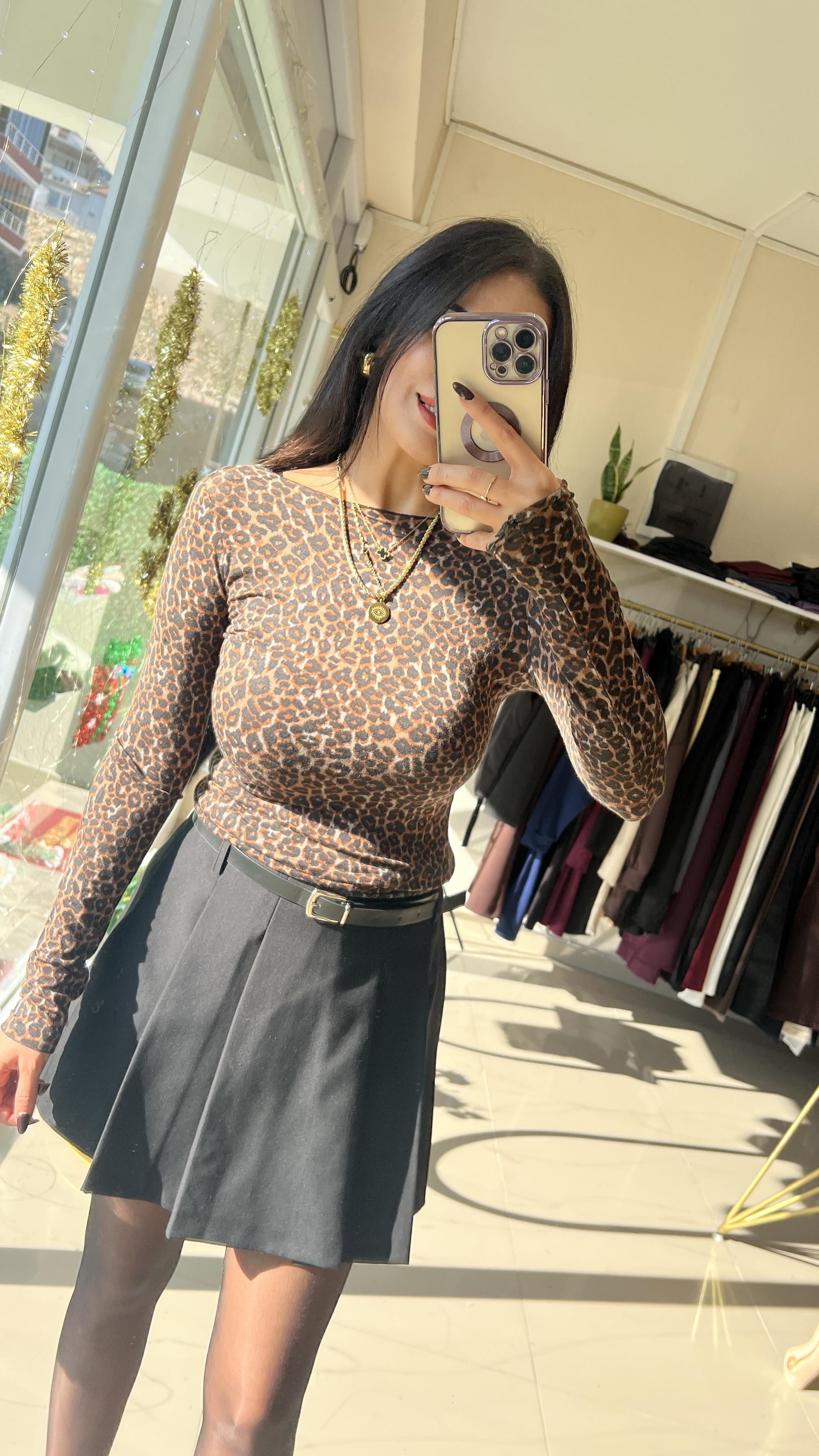 32347 Leopar Desenli Kaşmir Bluz-Siyah