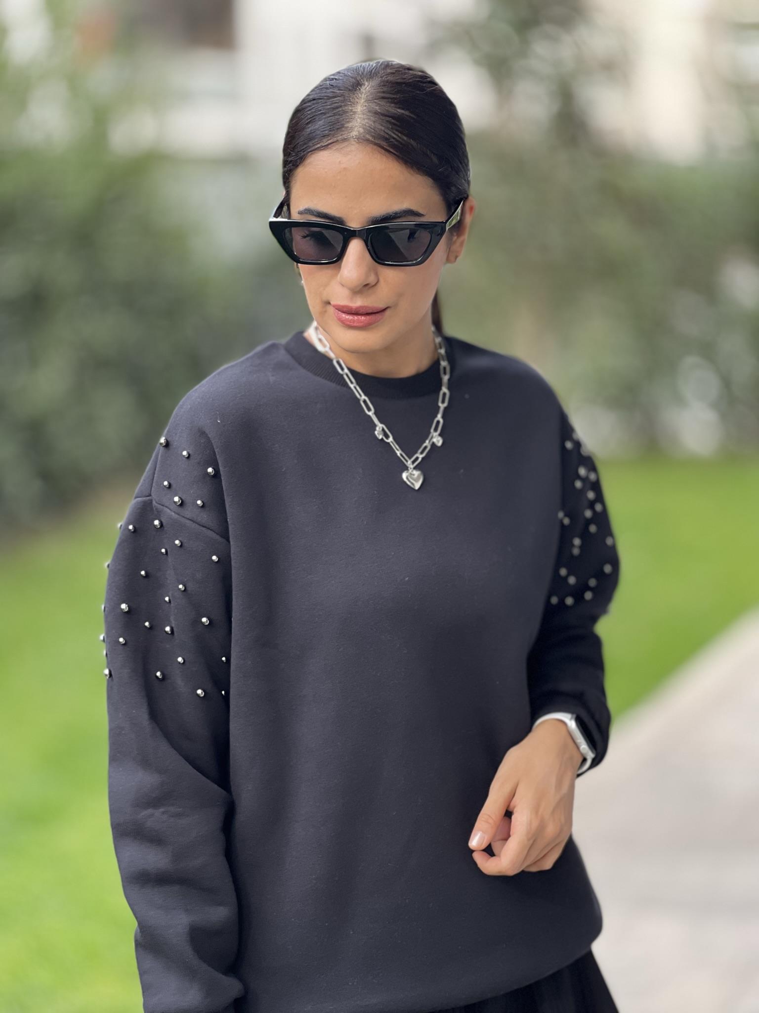 Kolları Taşlı Sweat Beyaz