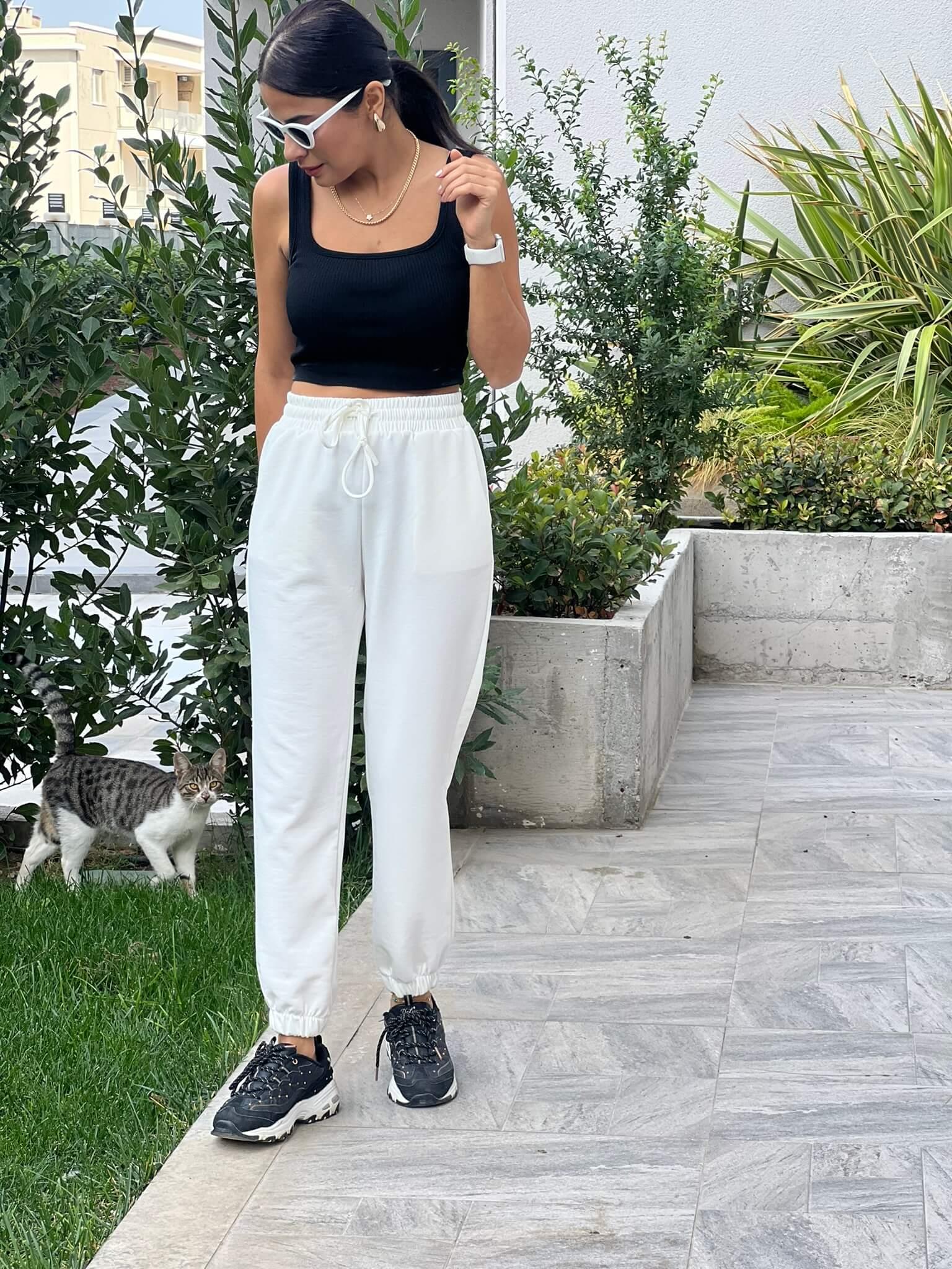 Paça Lastikli Eşofman Altı Beyaz