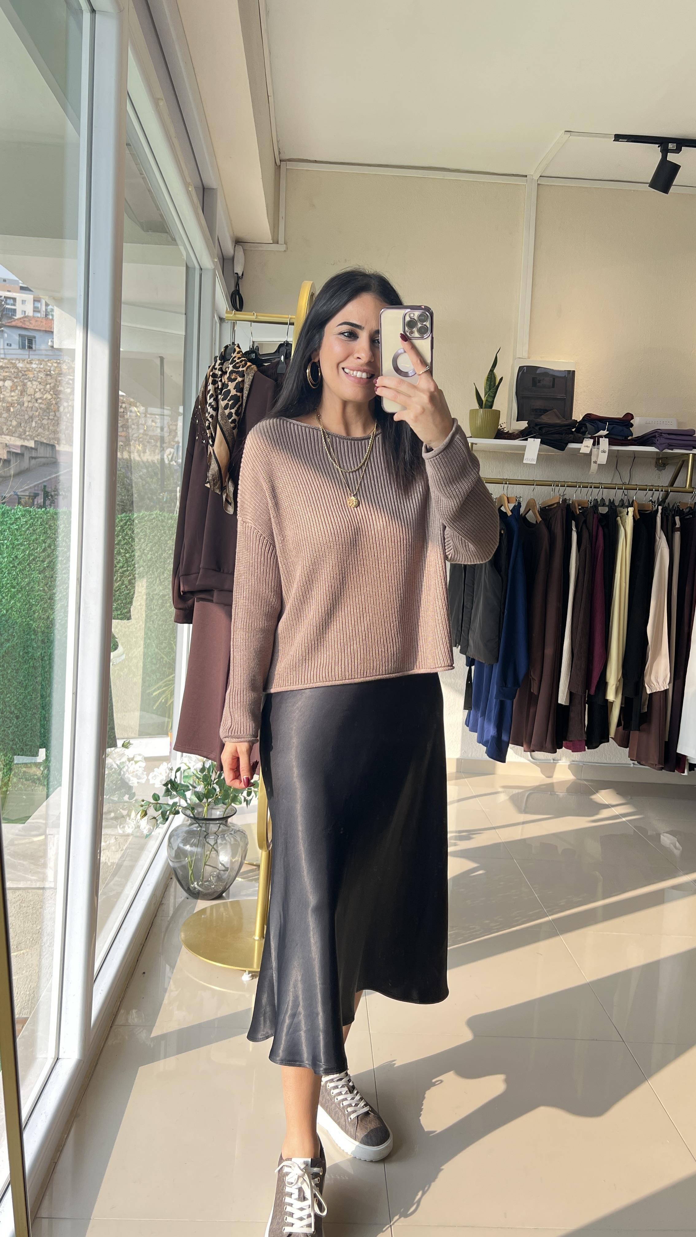 10804 Kayık Yaka Dökümlü Triko Kazak-Vizon