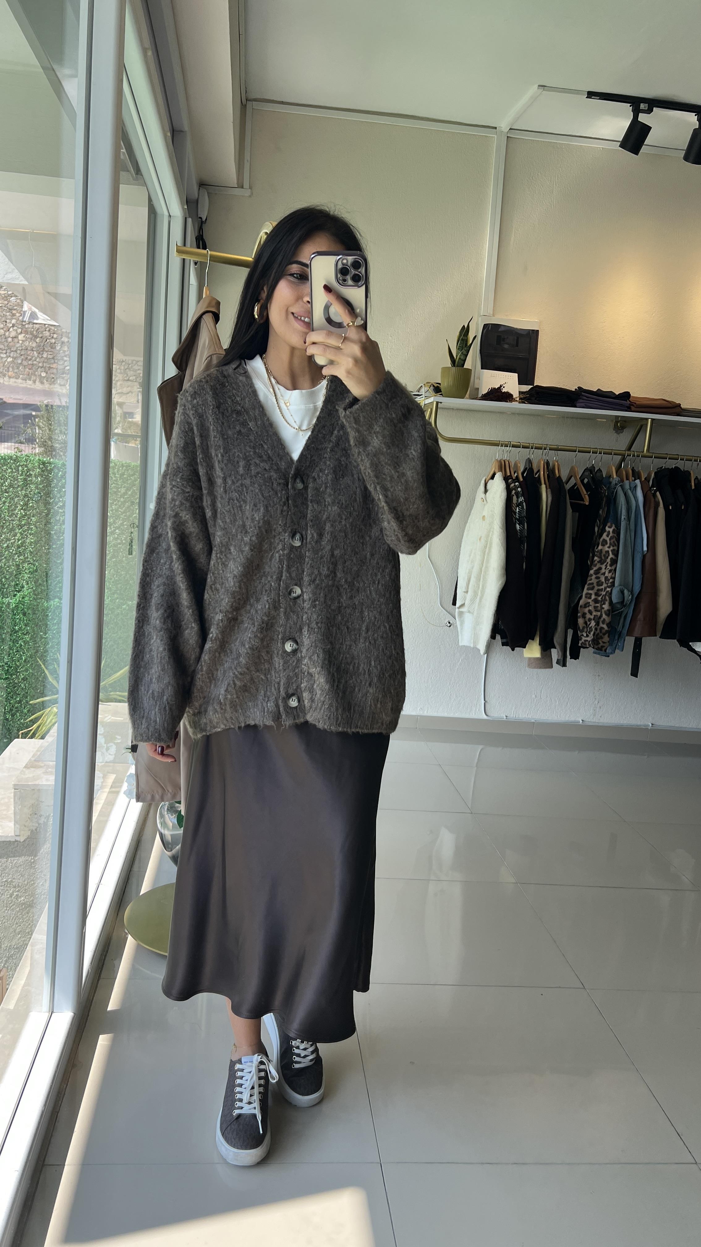 60264 V Yaka Şardonlu Düğmeli Triko Hırka-Kahve