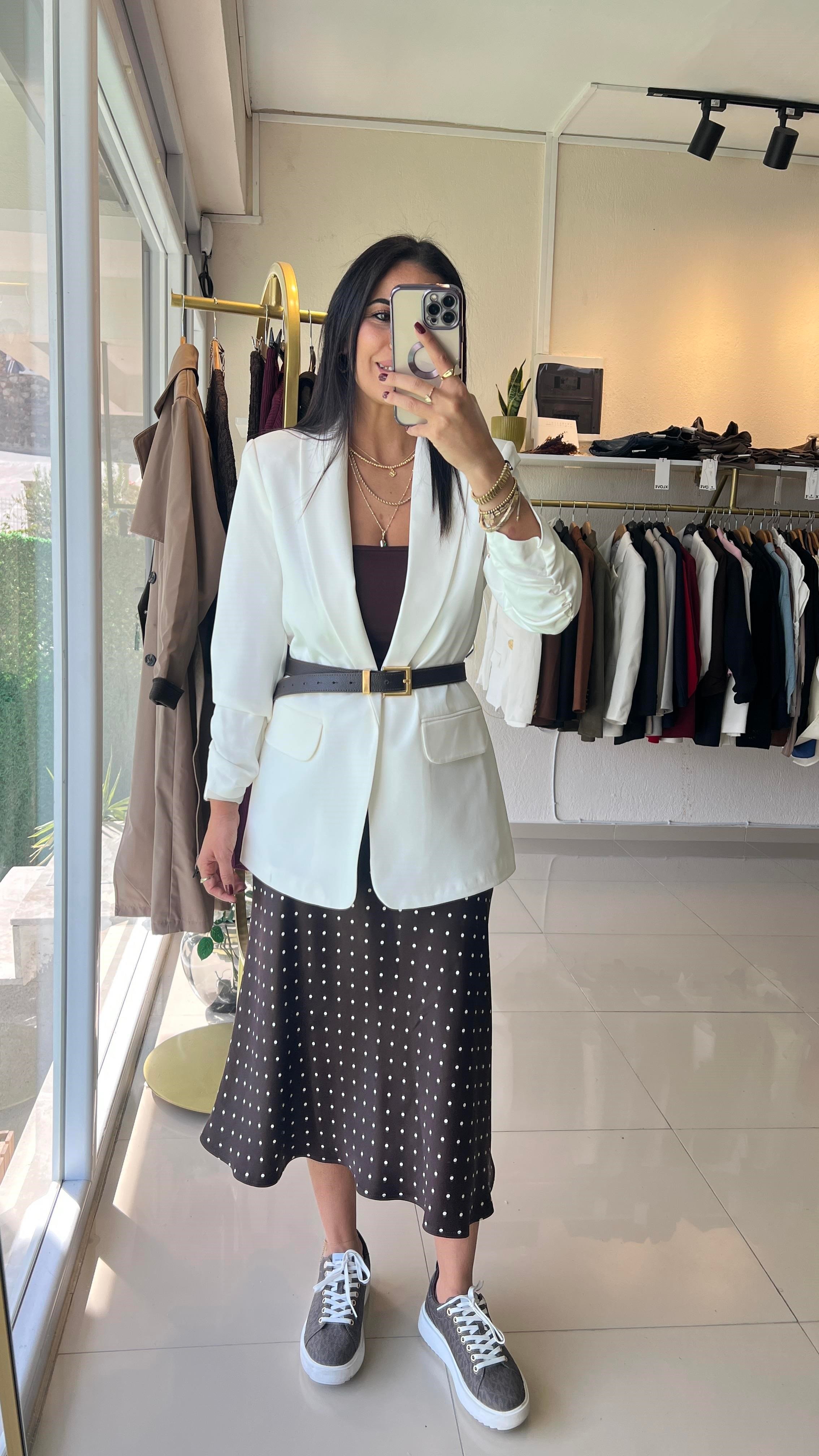777 KOLU BÜZGÜ DETAYLI BLAZER BEYAZ