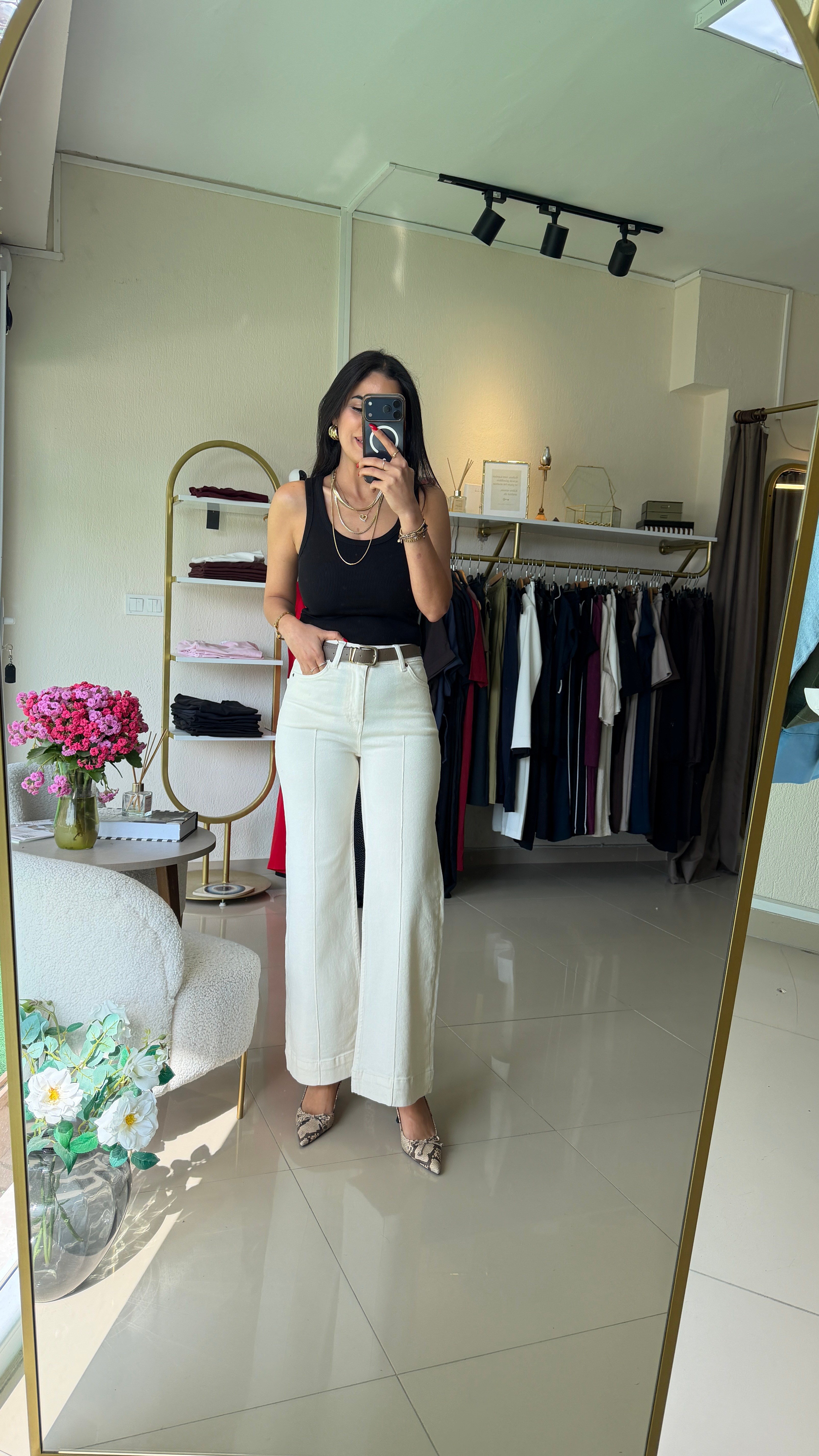 Çımalı Kemerli Kot Pantolon Ekru