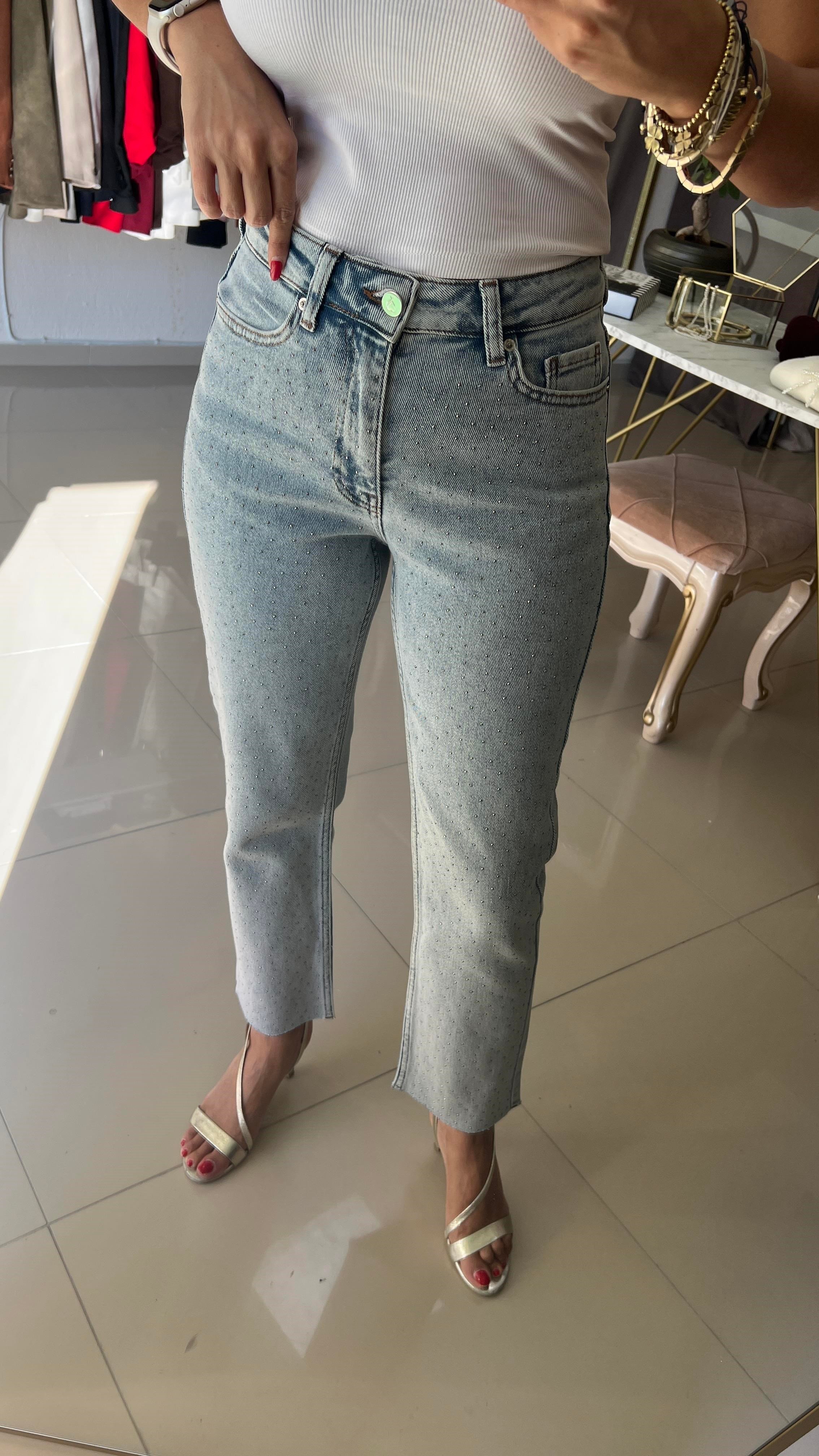 TAŞLI LİKRALI JEAN , KAR YIKAMA , AÇIK MAVİ 7114-14