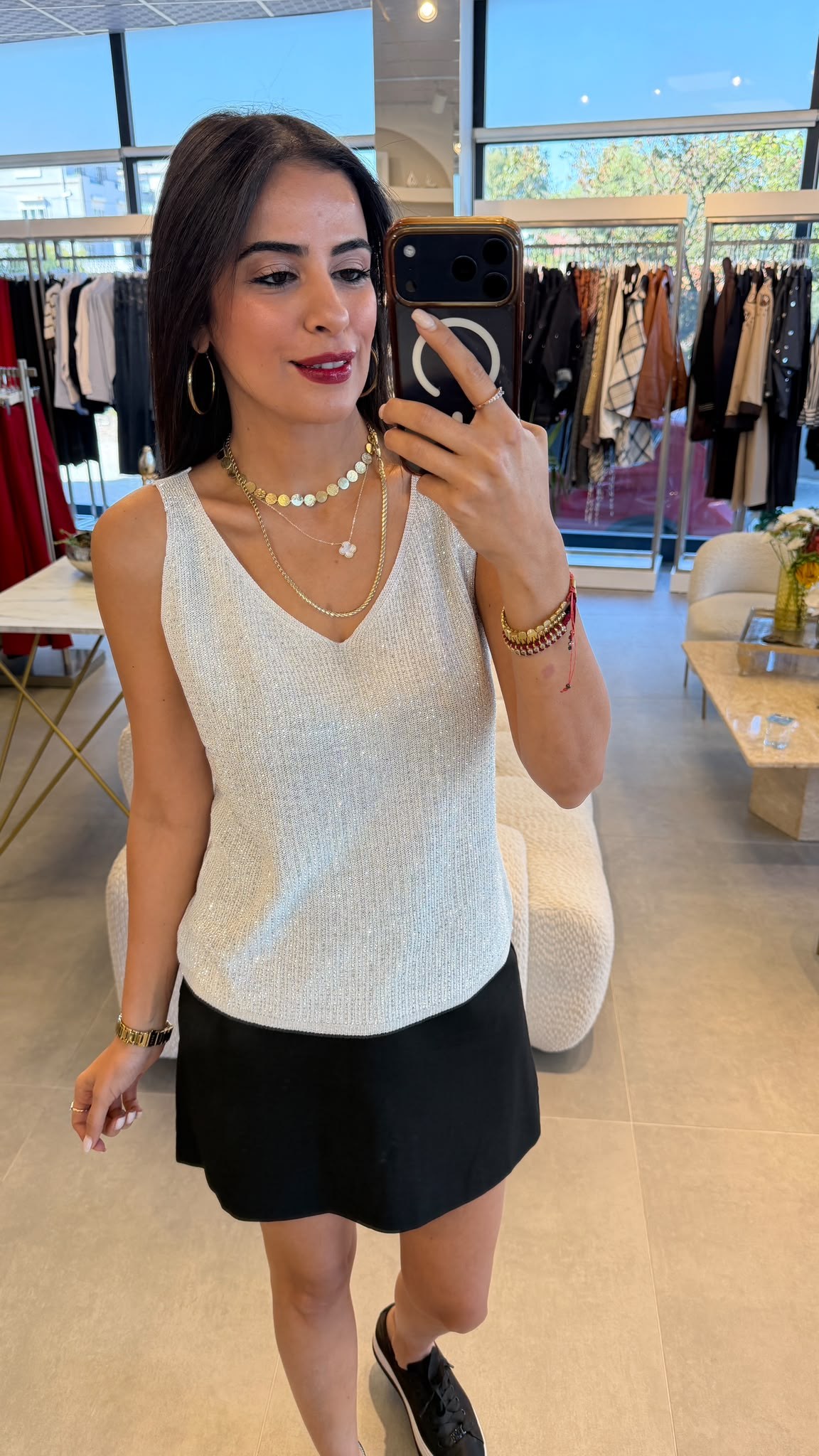 V YAKA TAŞLI MERSERİZE BEYAZ