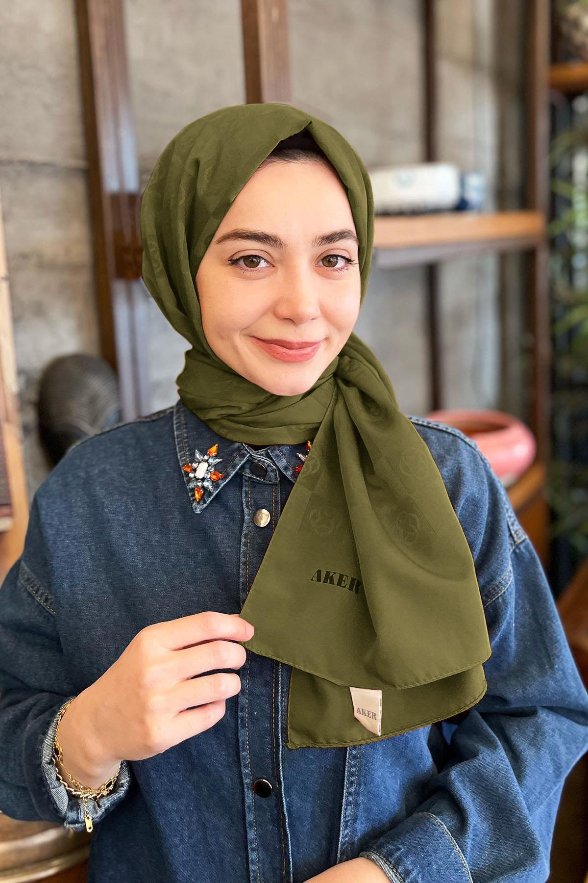 Aker Dama Monogram Jakarlı Şal - 1070700-951 - 