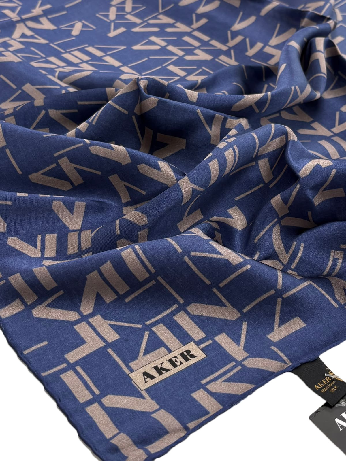 Aker Silk Scarf - 2025/2026 Fall-Winter - 9066701-322 - Satin