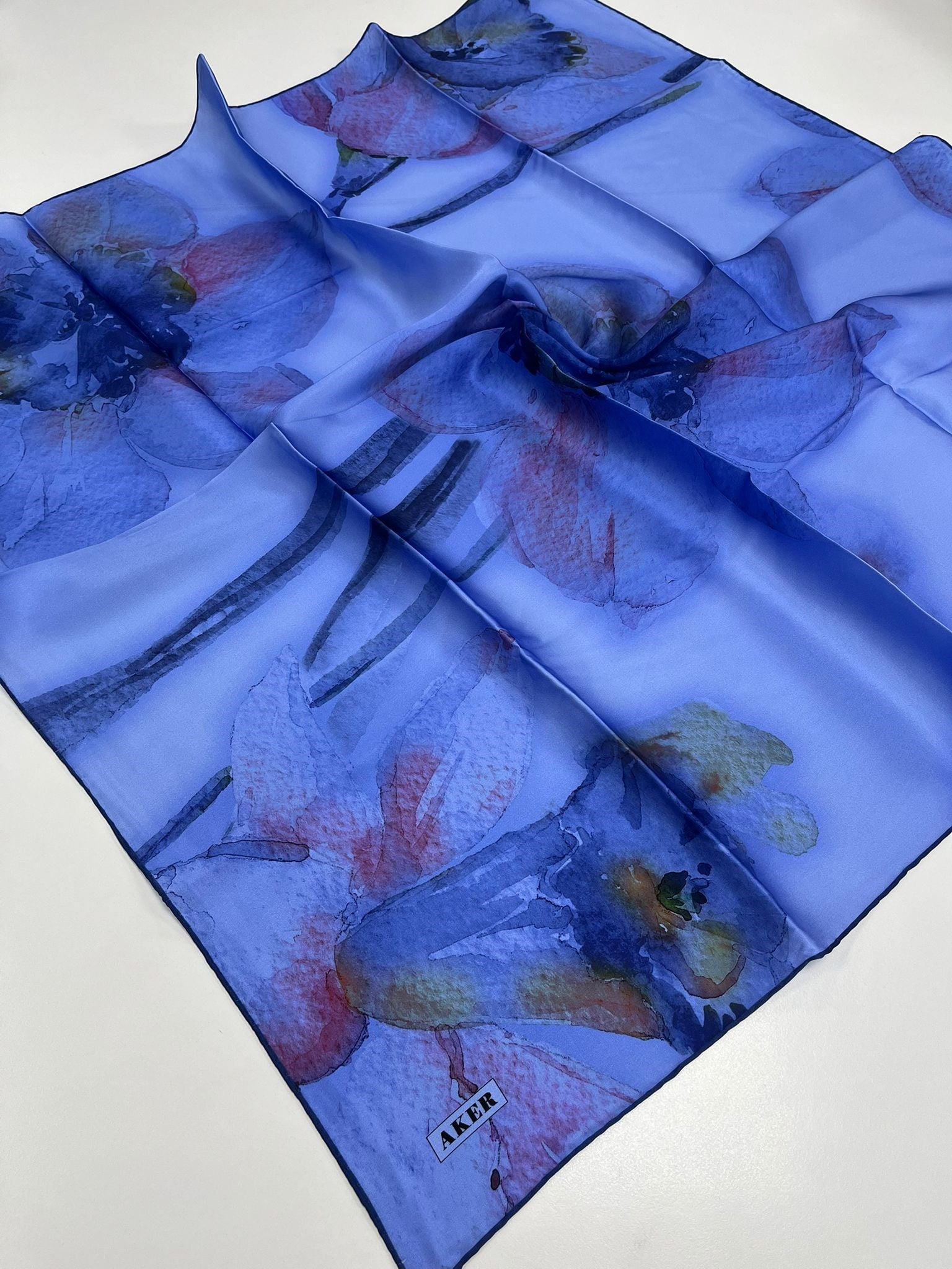 Aker İpek Eşarp - 2025/2026 Sonbahar-Kış - 7995701-321 - Sura