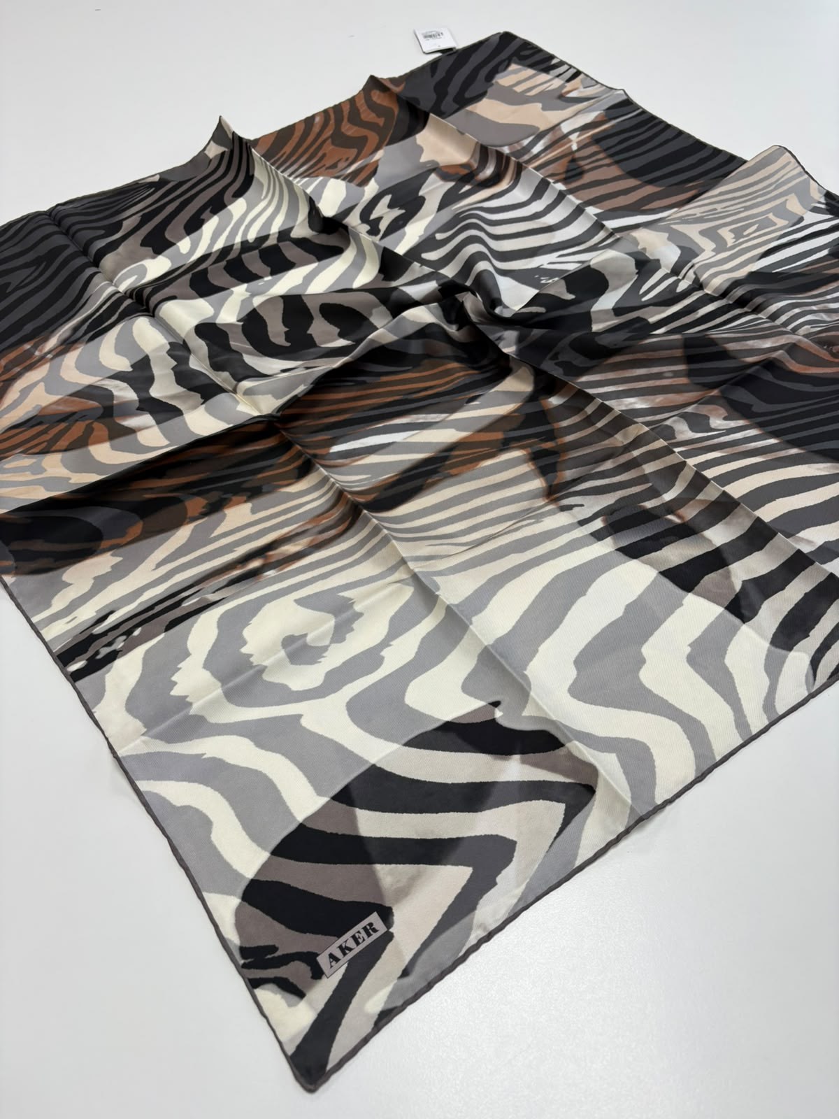 Aker Silk Scarf - 2025/2026 Fall-Winter - 9073713-931 - Twill