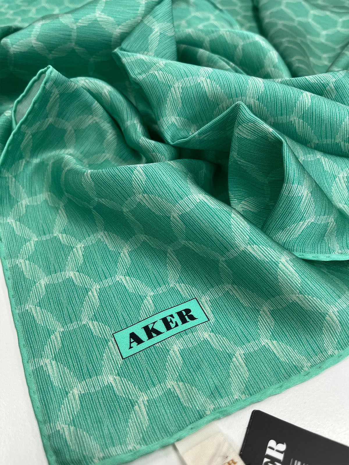 Aker İpek Eşarp - 2026 İlkbahar-Yaz - 9117701-352 - Sura