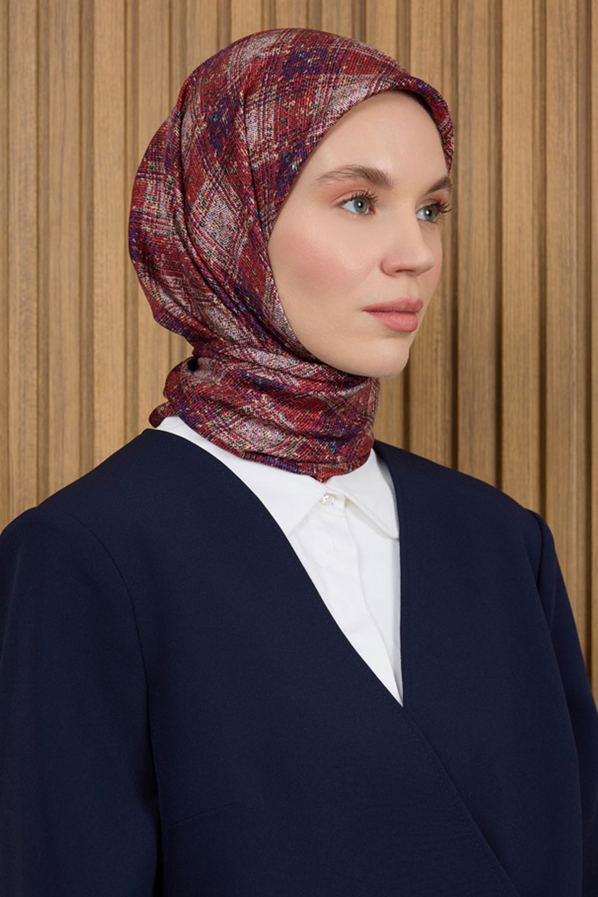 Aker İpek Eşarp - 2026 İlkbahar-Yaz - 9119701-311 - Sura