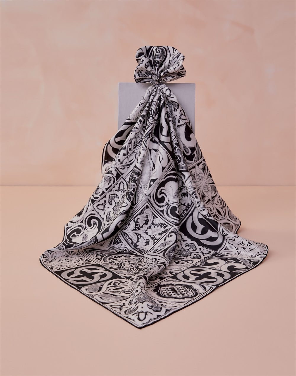 Aker Silk Scarf - 2020/2021 Fall-Winter - 8175701-313 - Satin