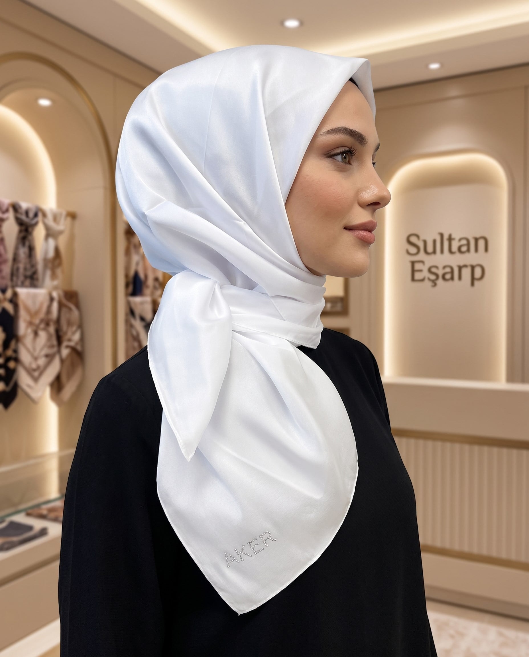 Aker Kristal Eşarp - Düz Renk - Taş İşleme Logolu - 913 - Beyaz