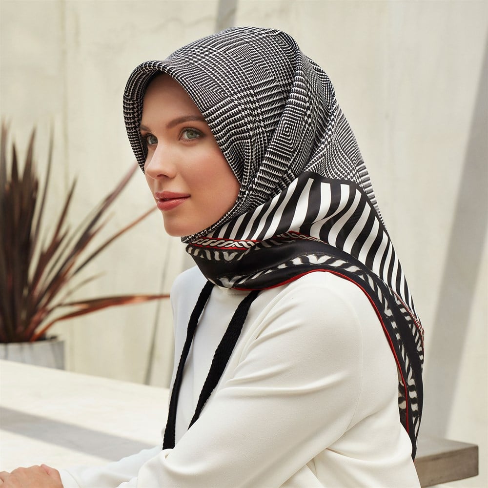 Armine İpek Eşarp 2019/2020 Sonbahar Kış - 8251D 09 - Sura