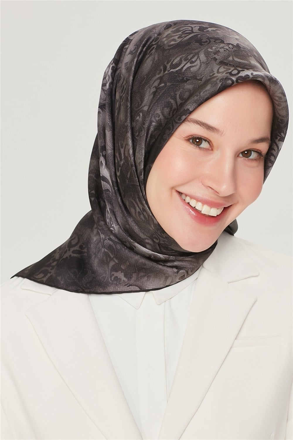 Armine İpek Eşarp 2021 İlkbahar-Yaz - 8554D 05 - Sura