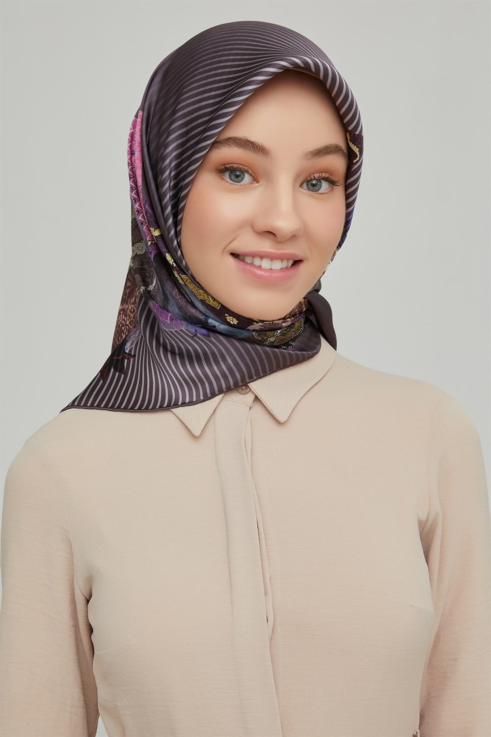 Armine İpek Eşarp 2021/2022 Sonbahar Kış - 8605D-34 - Sura