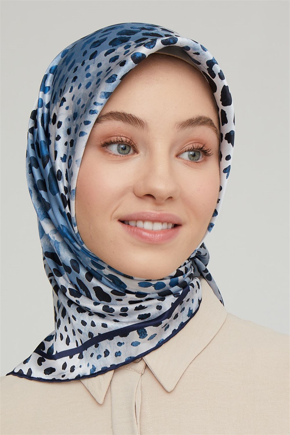 Armine İpek Eşarp 2021/2022 Sonbahar Kış - 8667D-51 - Sura