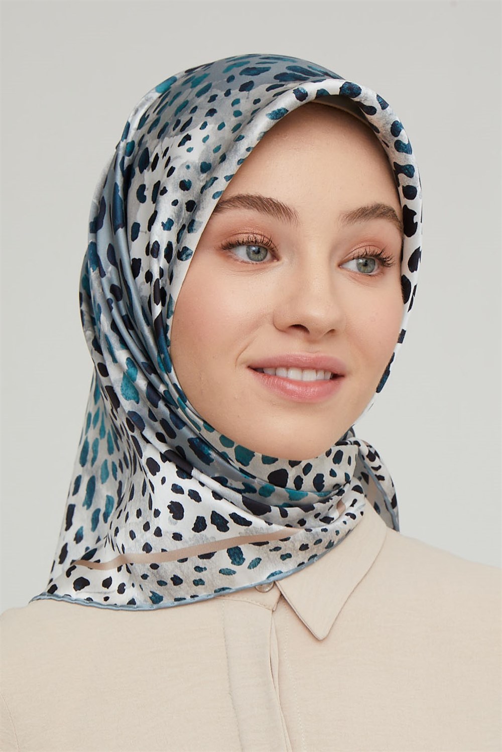 Armine İpek Eşarp 2021/2022 Sonbahar Kış - 8667D-36 - Sura