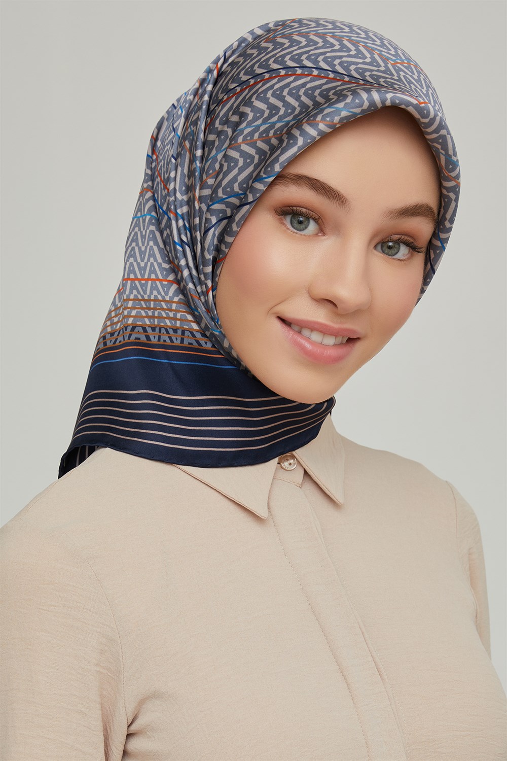 Armine İpek Eşarp 2021/2022 Sonbahar Kış - 8631D-38 - Tivil