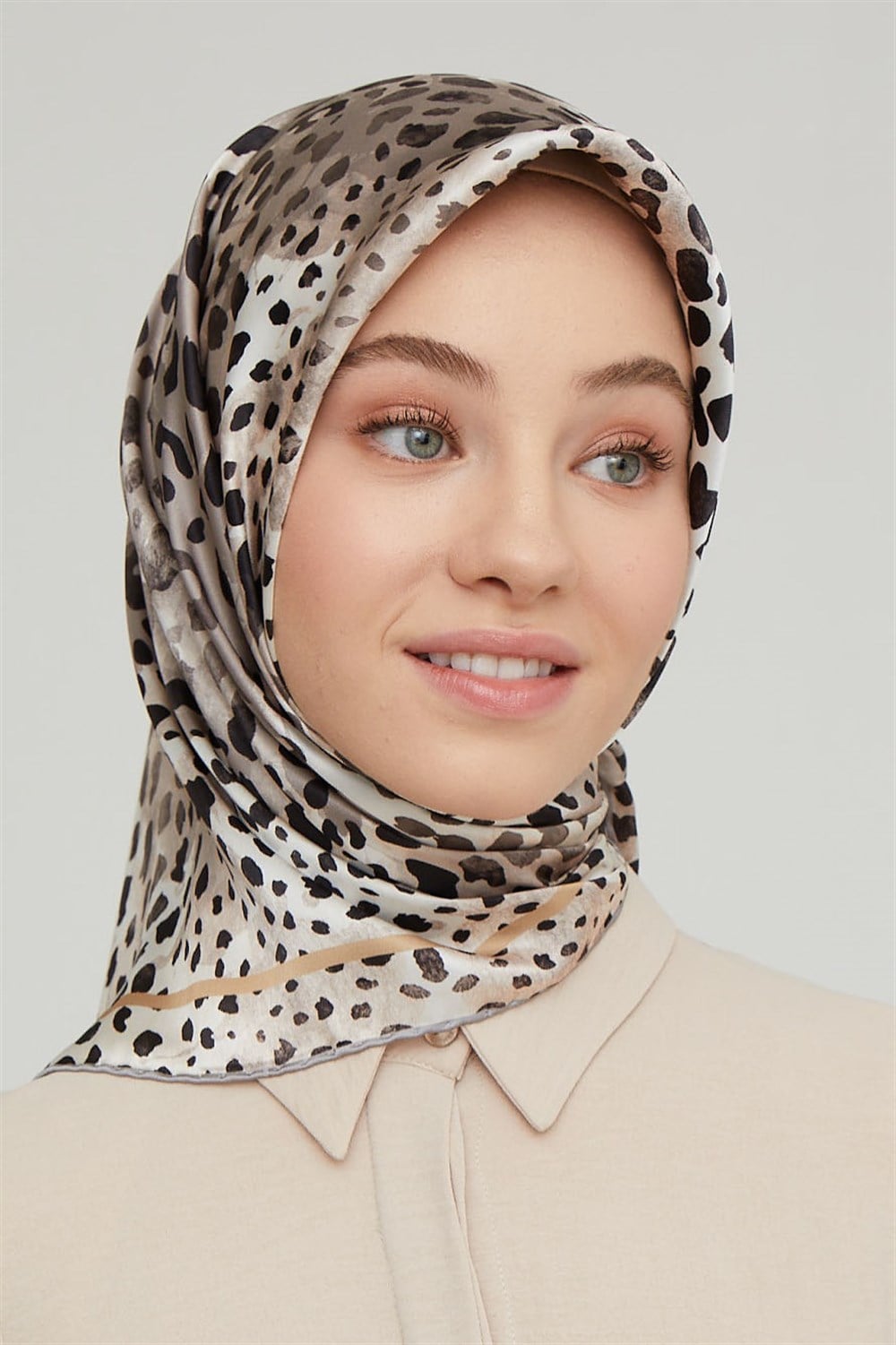Armine İpek Eşarp 2021/2022 Sonbahar Kış - 8667D-31 - Sura