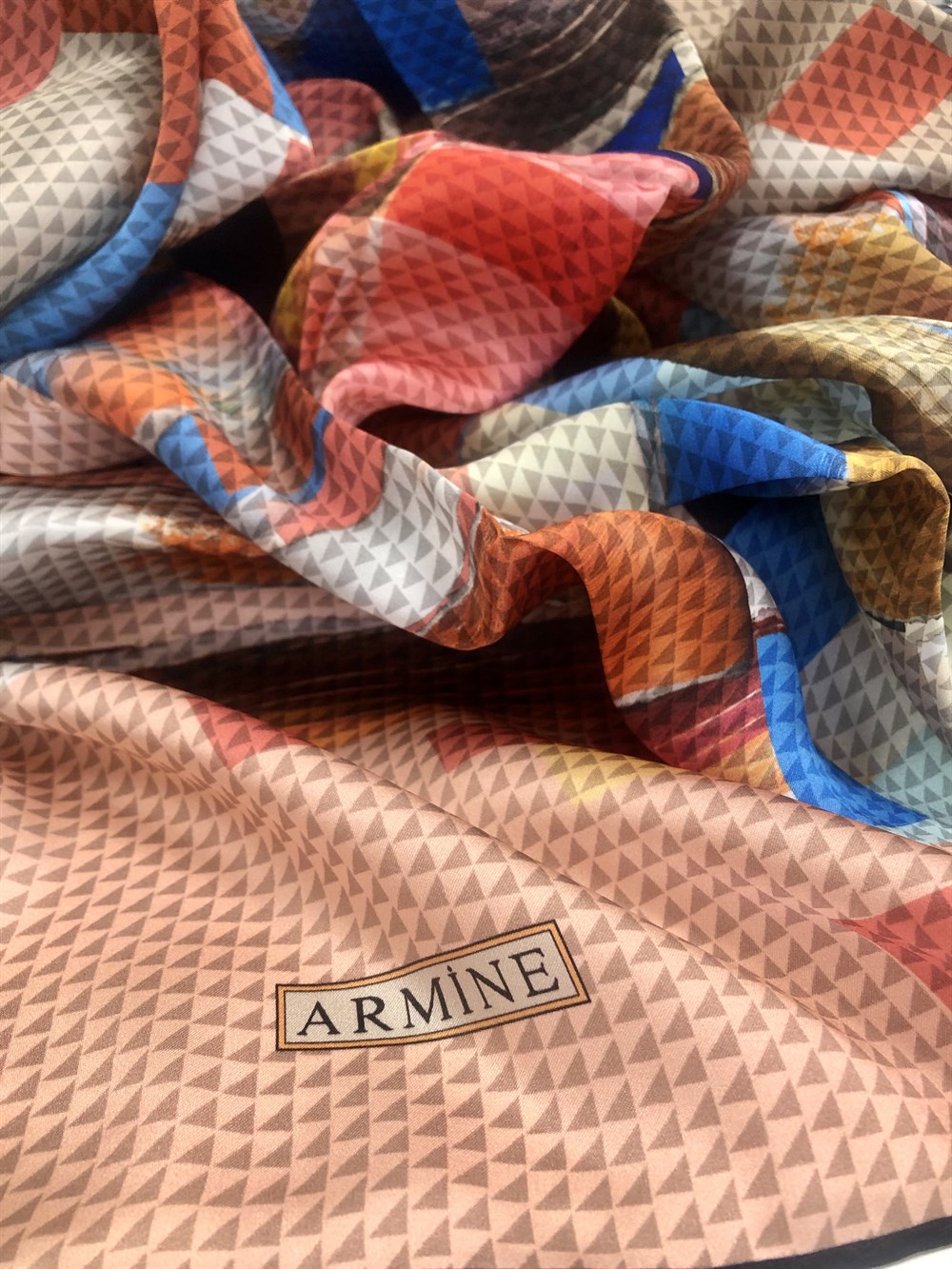 Armine İpek Eşarp 2022 İlkbahar-Yaz - 8727D-02 - Sura